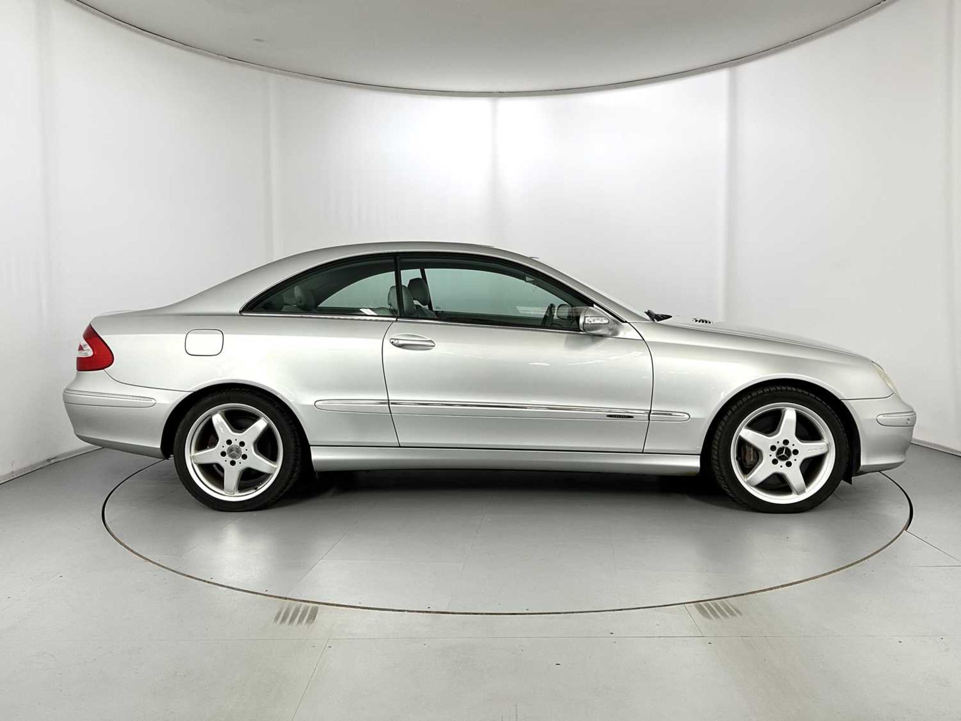 2002 Mercedes-Benz CLK 500 - NO RESERVE - Image 11 of 29