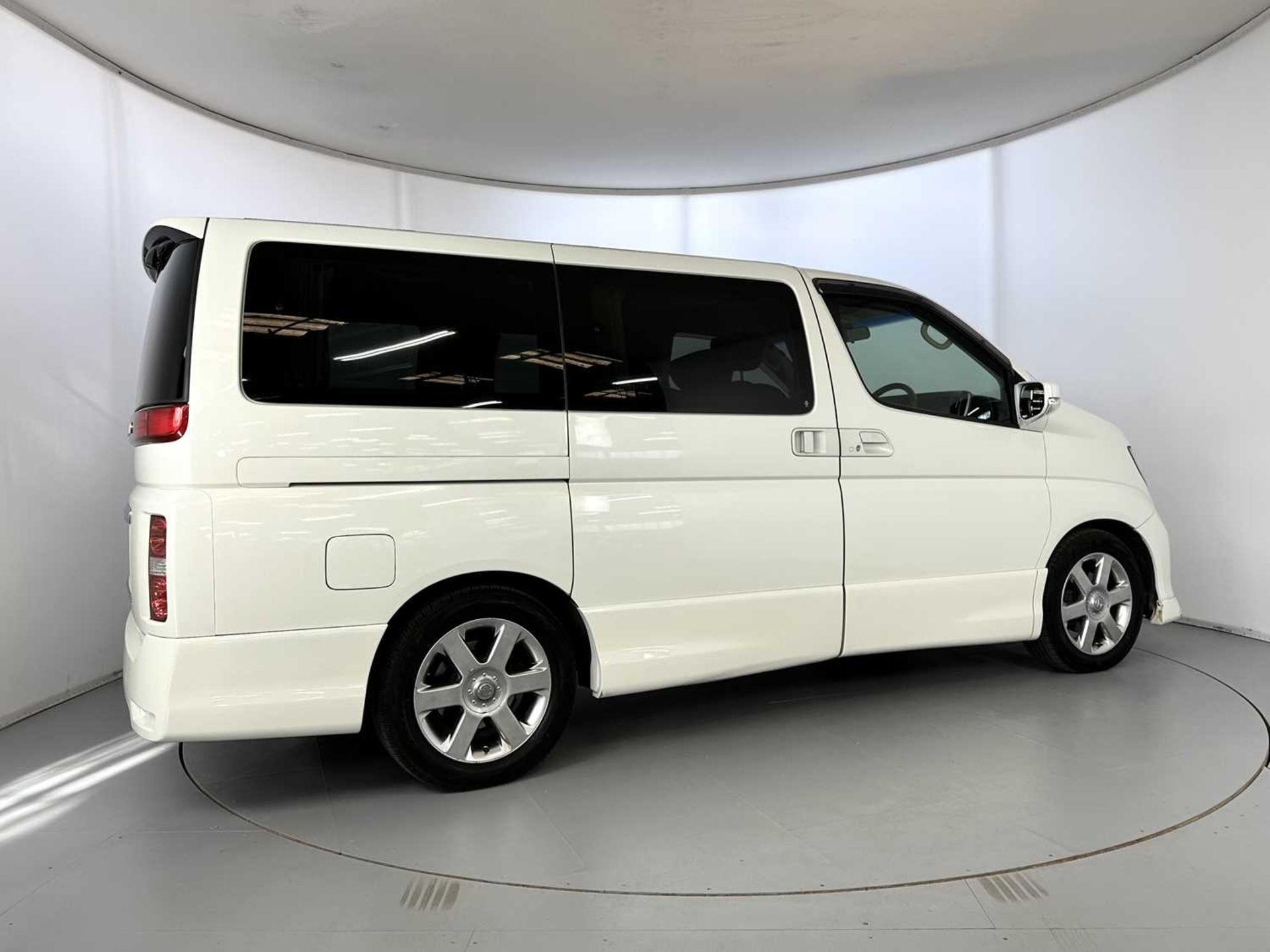 2007 Nissan Elgrand - Highway Star Edition 4WD - Image 10 of 39