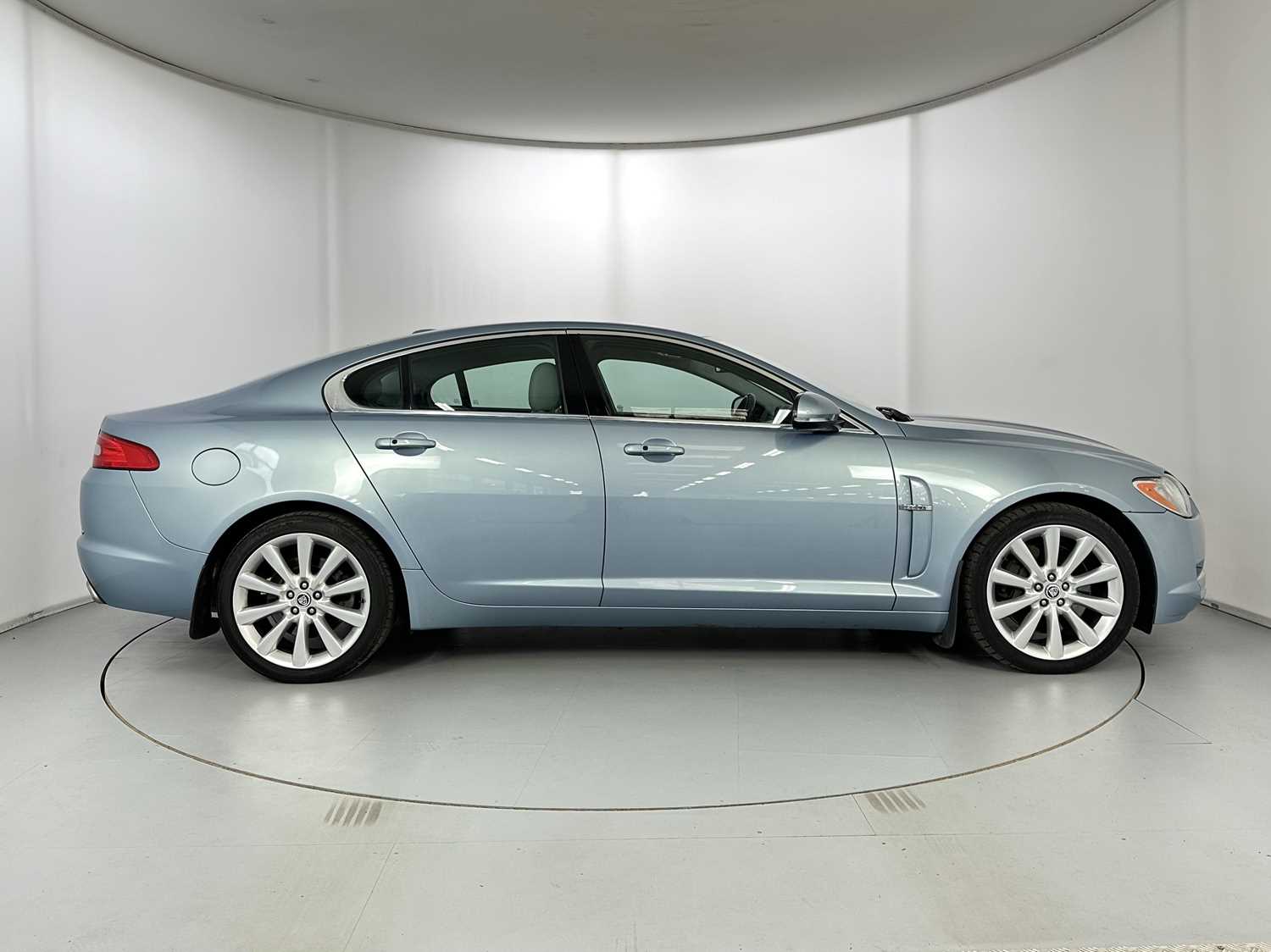 2009 Jaguar XF - Image 11 of 35