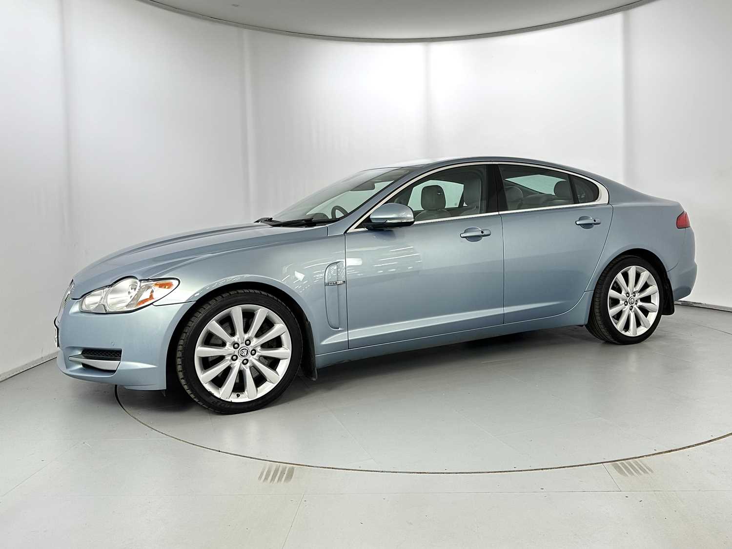 2009 Jaguar XF - Image 4 of 35