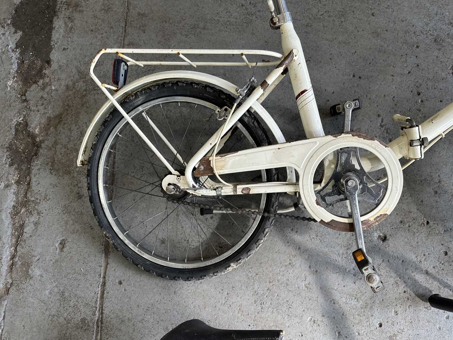 Pair of folding bicycles - NO RESERVE - Image 5 of 7