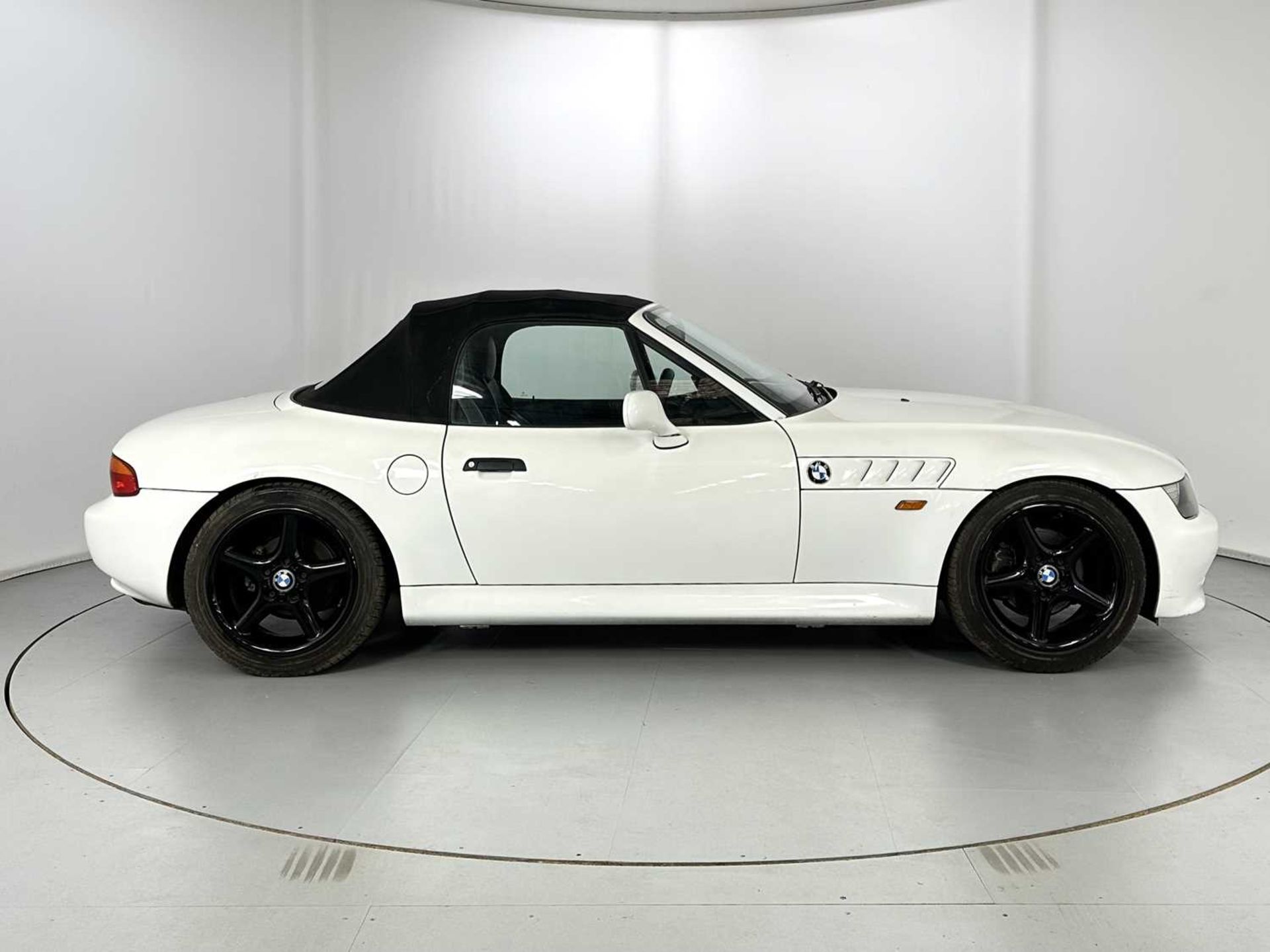 1998 BMW Z3 - NO RESERVE - Image 11 of 27