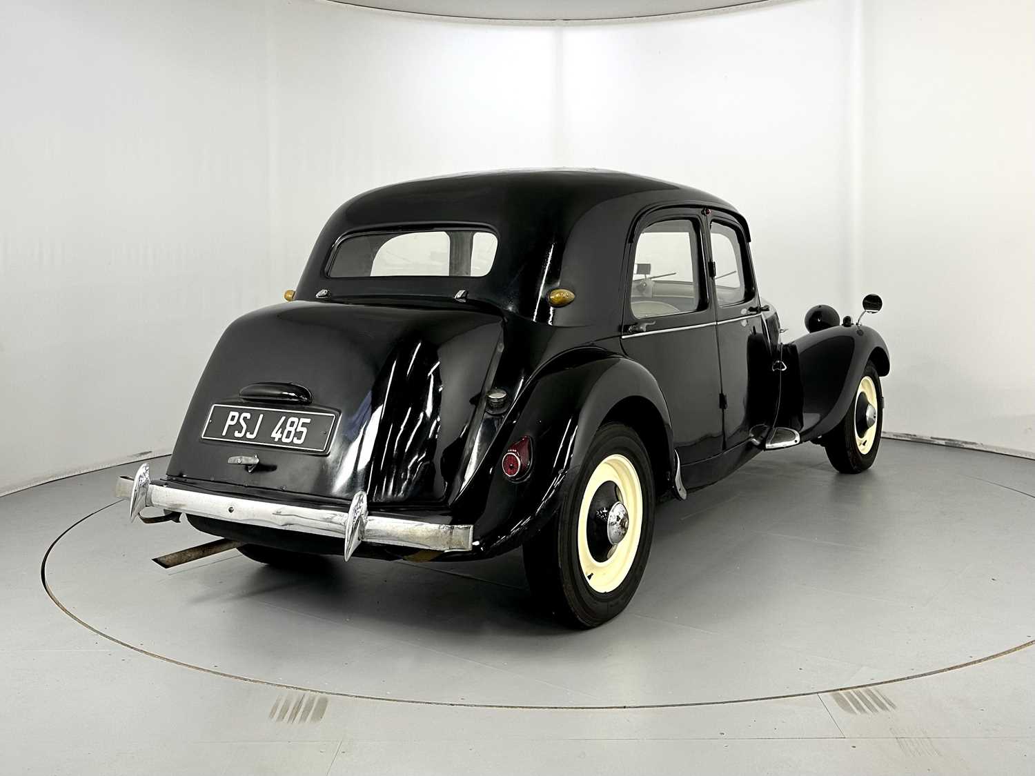 1952 Citroen Traction Avant - Image 9 of 33