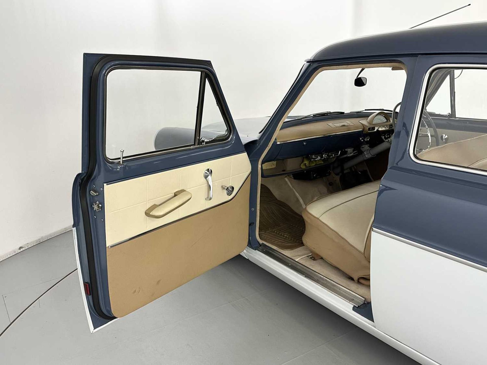 1959 Ford Zodiac Highline - Image 27 of 35