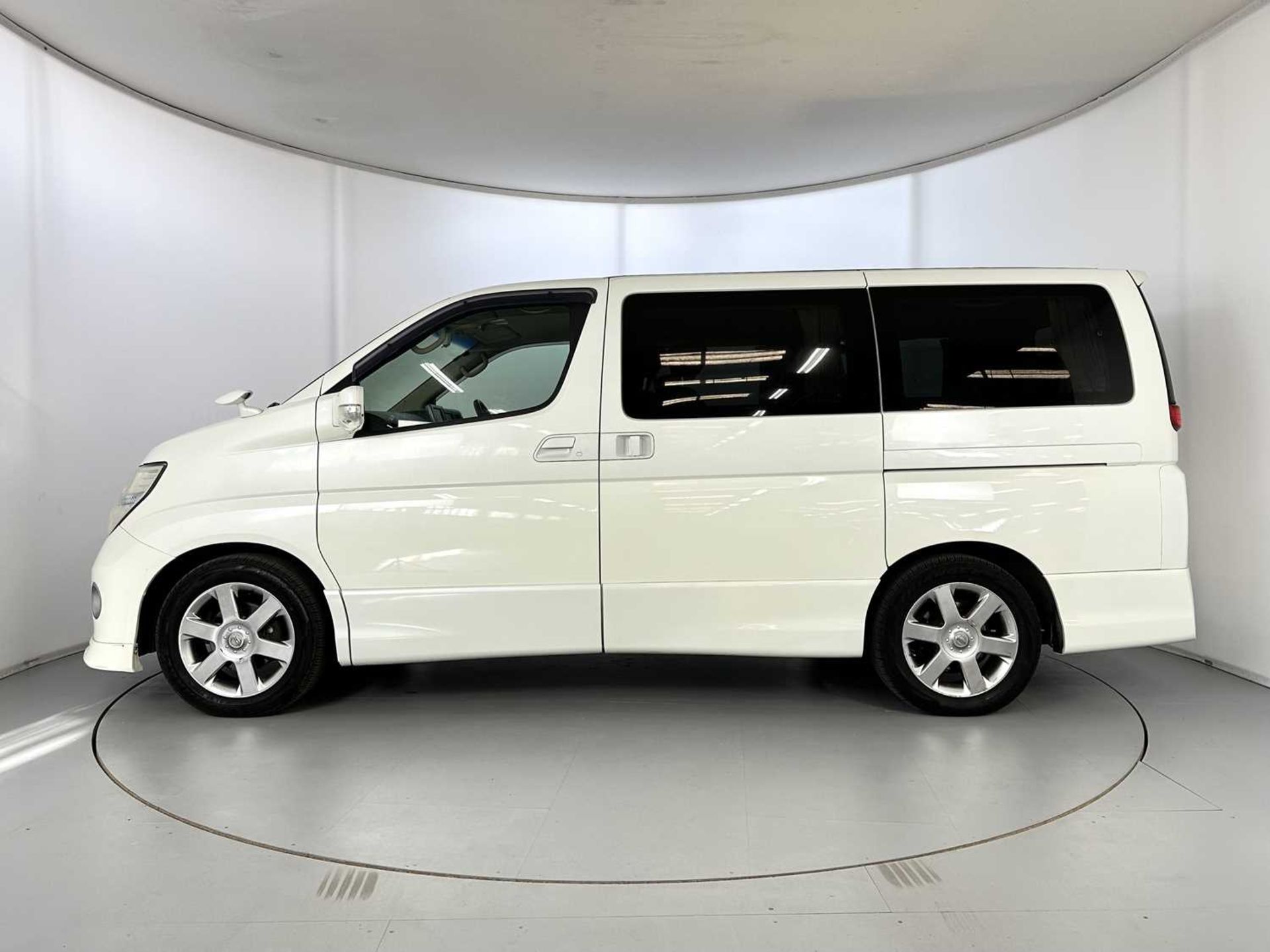 2007 Nissan Elgrand - Highway Star Edition 4WD - Image 5 of 39