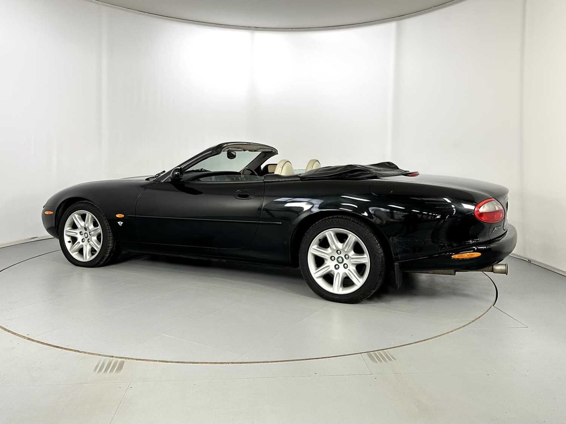 1998 Jaguar XK8 - Image 6 of 30