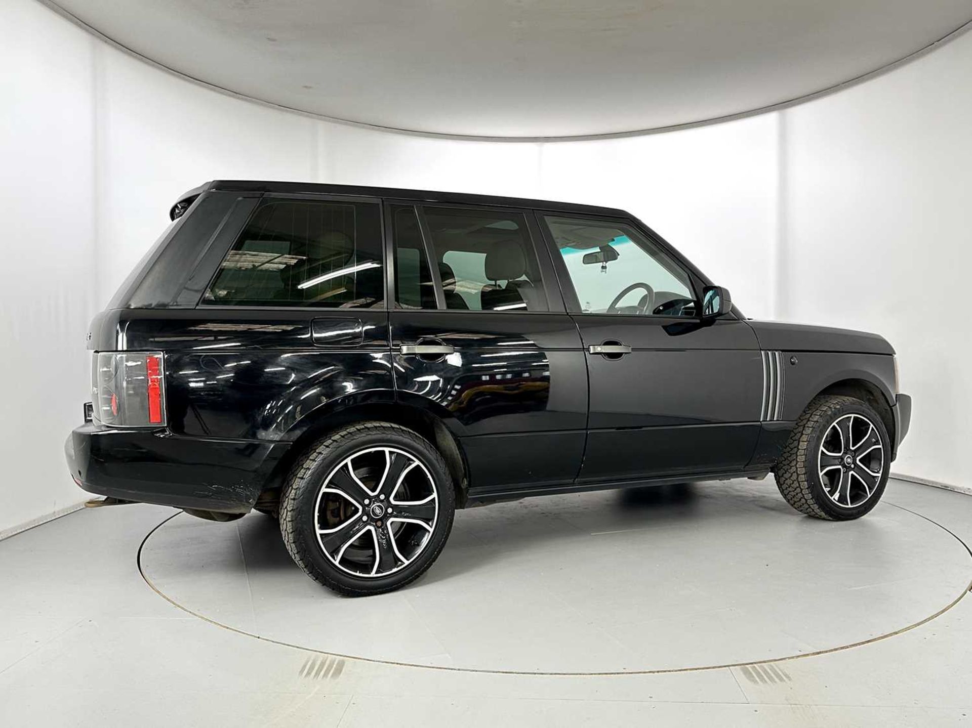 2008 Land Rover Range Rover TDV8 - NO RESERVE - Image 10 of 34