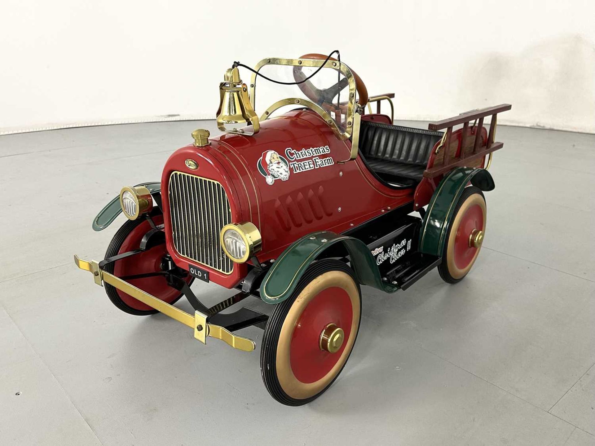 Fire Engine Pedal Car - NO RESERVE - Image 3 of 13