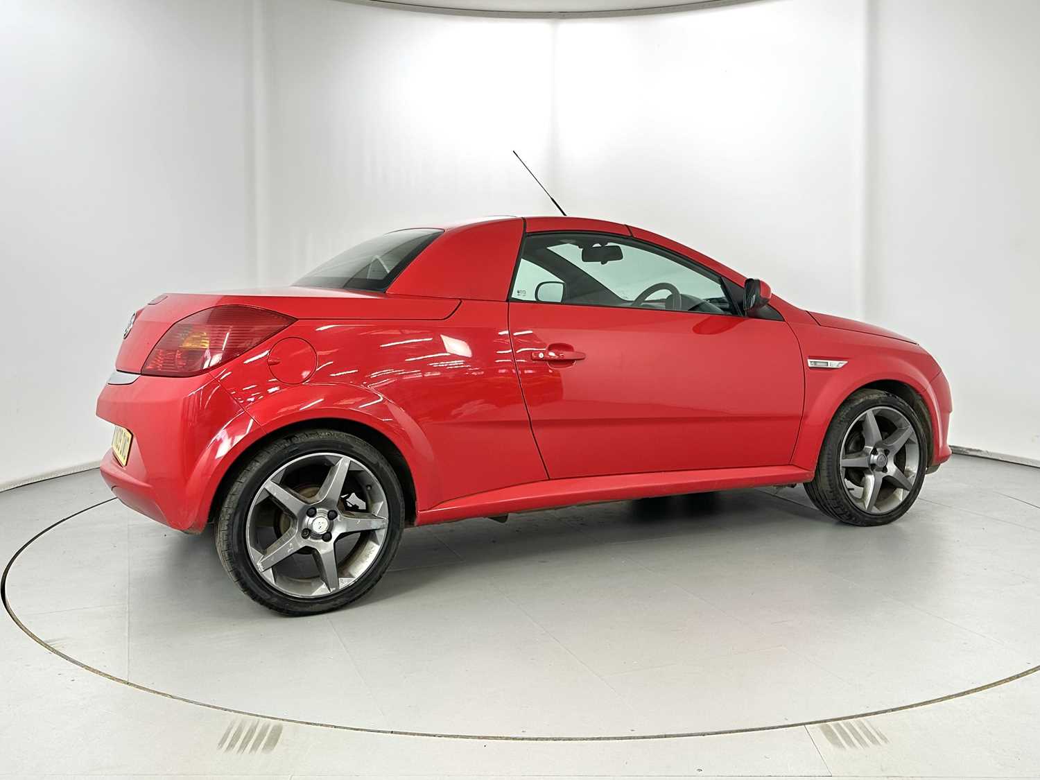 2009 Vauxhall Tigra - NO RESERVE - Image 10 of 26