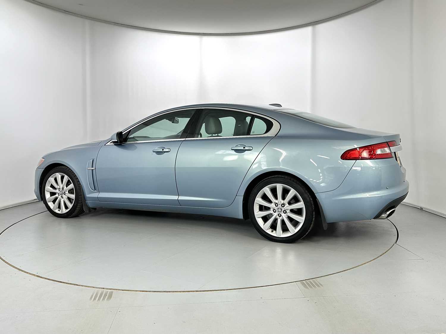 2009 Jaguar XF - Image 6 of 35