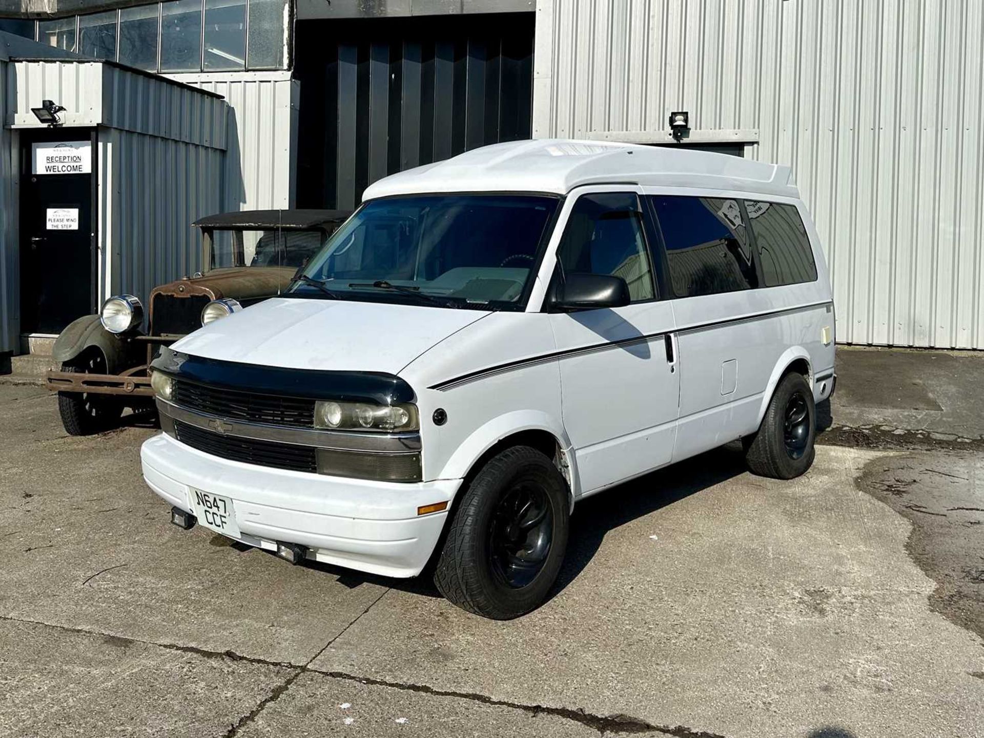 1996 Chevrolet Astro AWD - Image 3 of 16