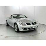 2007 Mercedes-Benz SLK200 Kompressor Only 9,000 miles from new! 