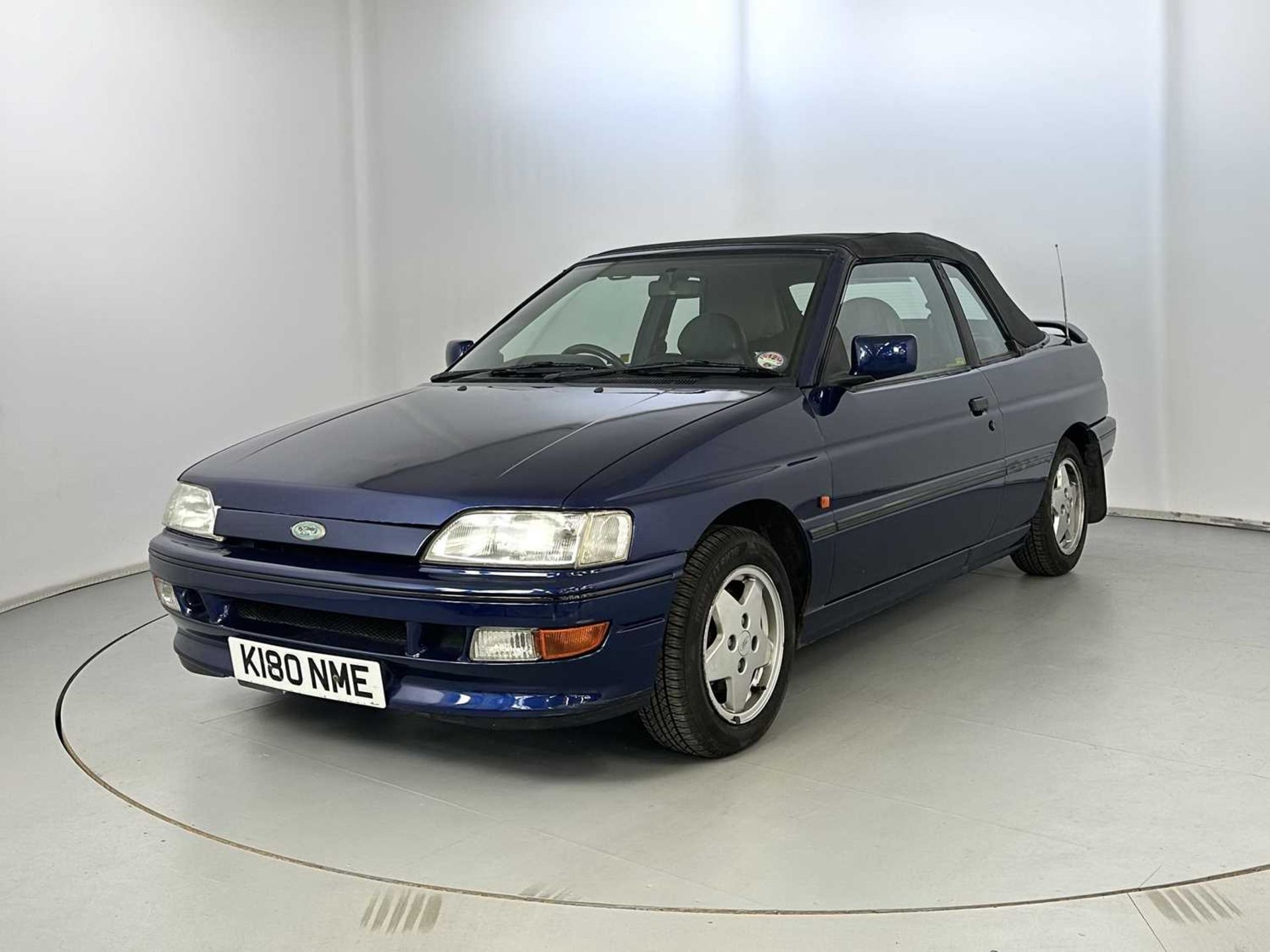 1993 Ford Escort XR3i Cabriolet - Image 3 of 30