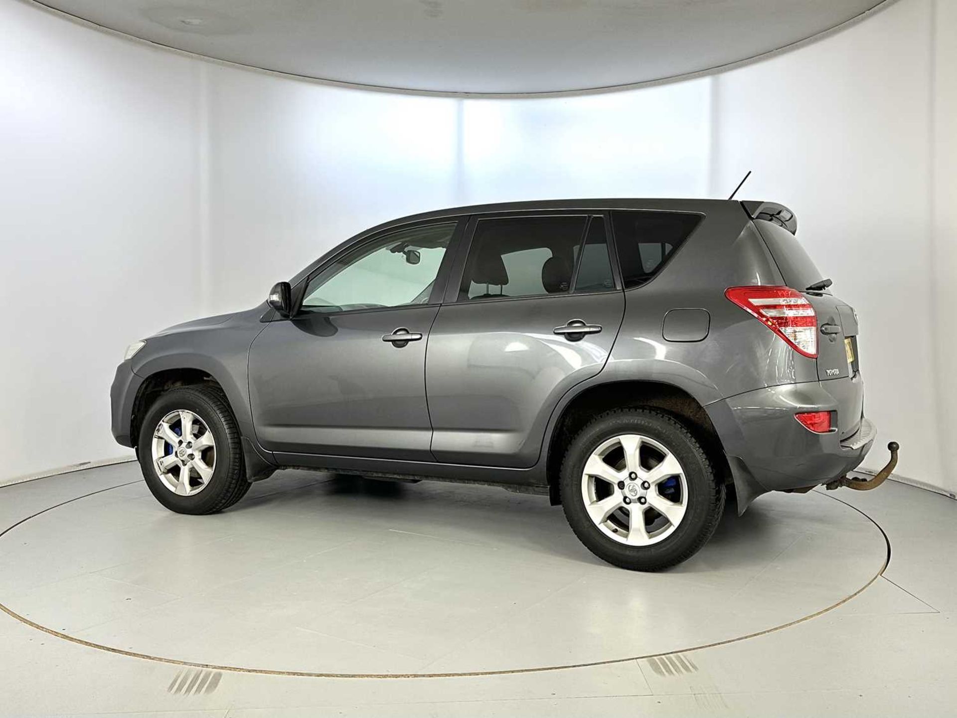 2011 Toyota Rav-4 - Image 6 of 34