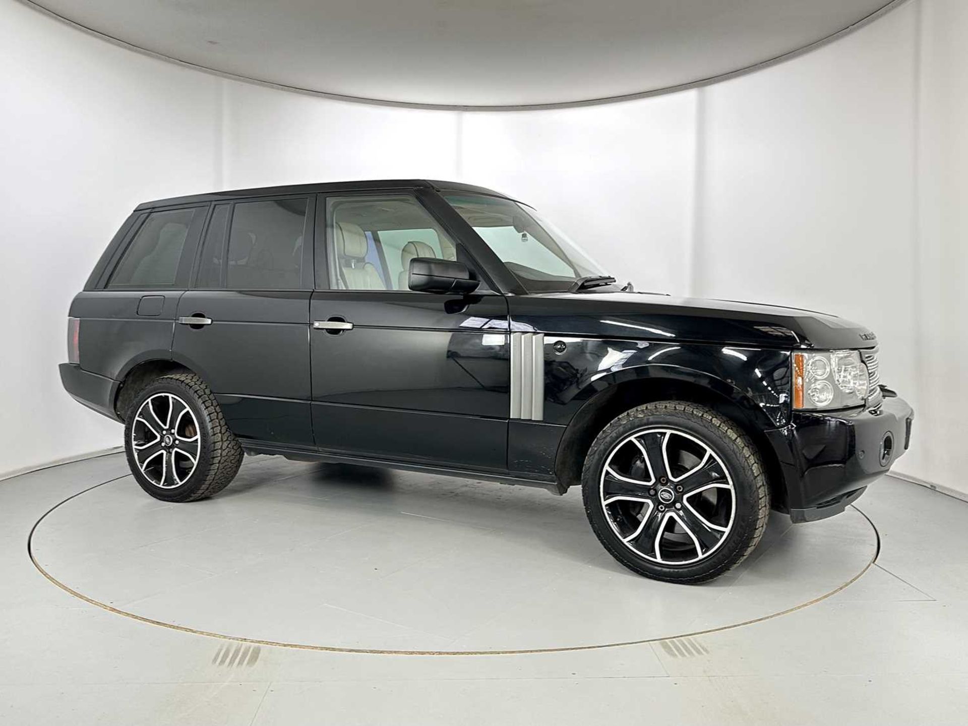 2008 Land Rover Range Rover TDV8 - NO RESERVE - Image 12 of 34