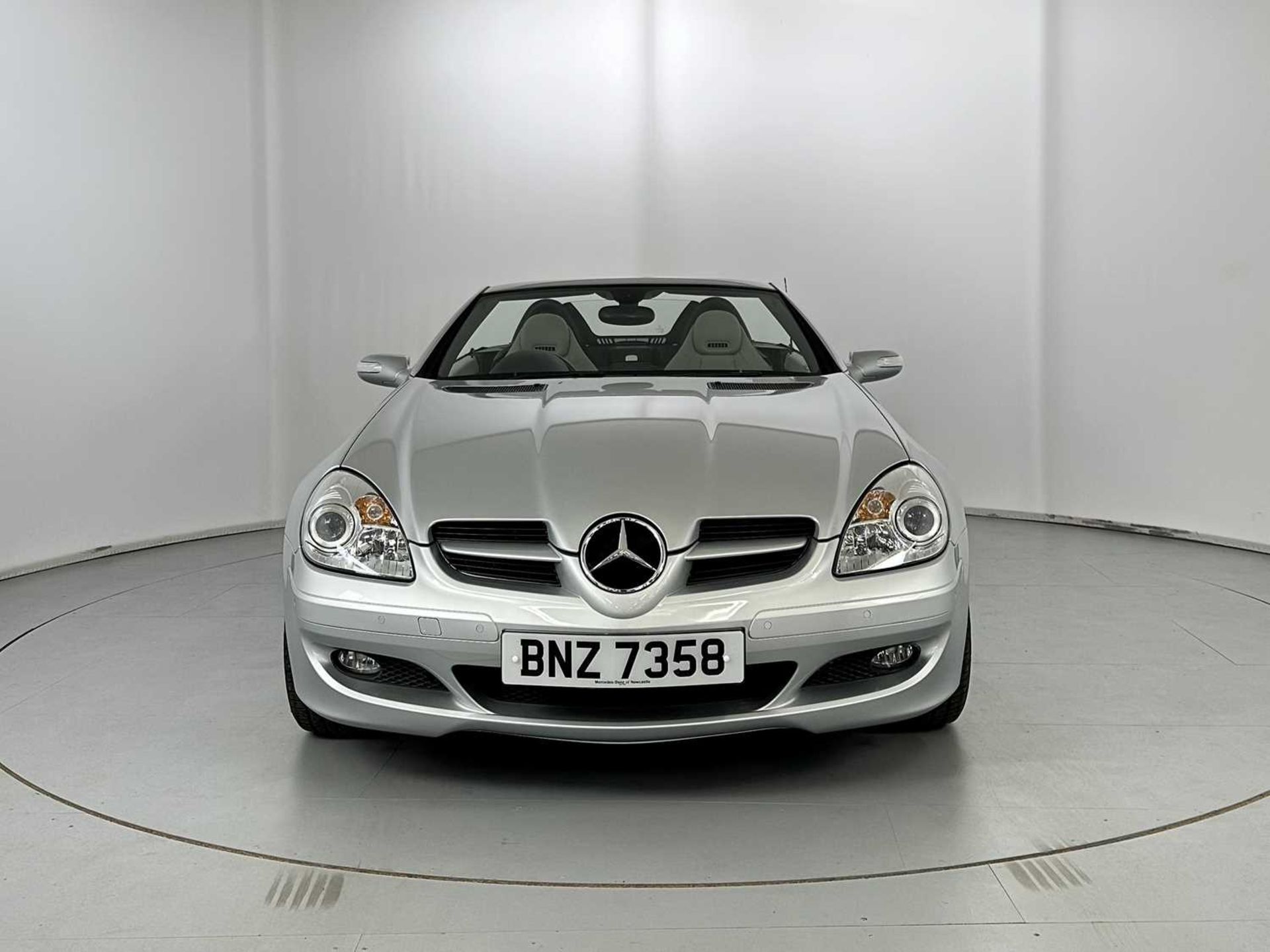 2007 Mercedes-Benz SLK200 Kompressor Only 9,000 miles from new!  - Bild 2 aus 29