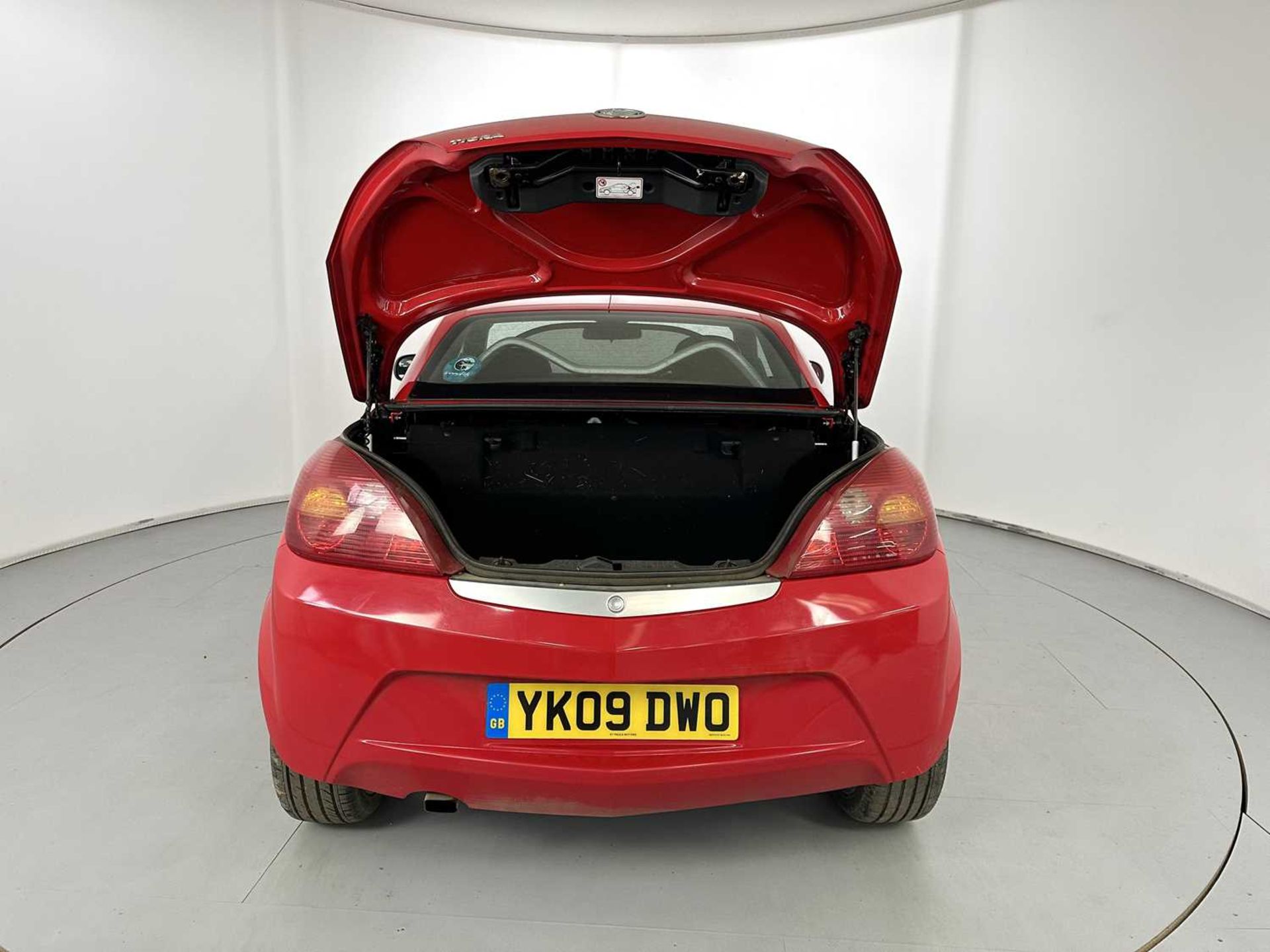 2009 Vauxhall Tigra - NO RESERVE - Image 25 of 26