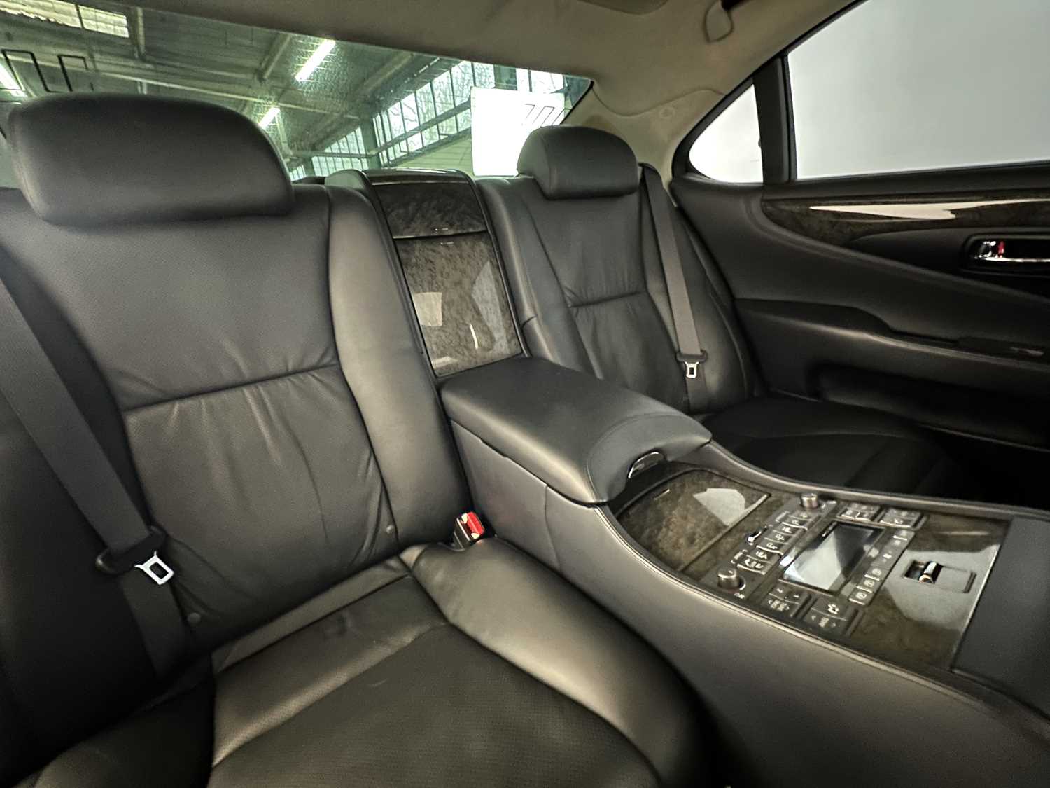 2008 Lexus LS600HL RSR - Image 23 of 37