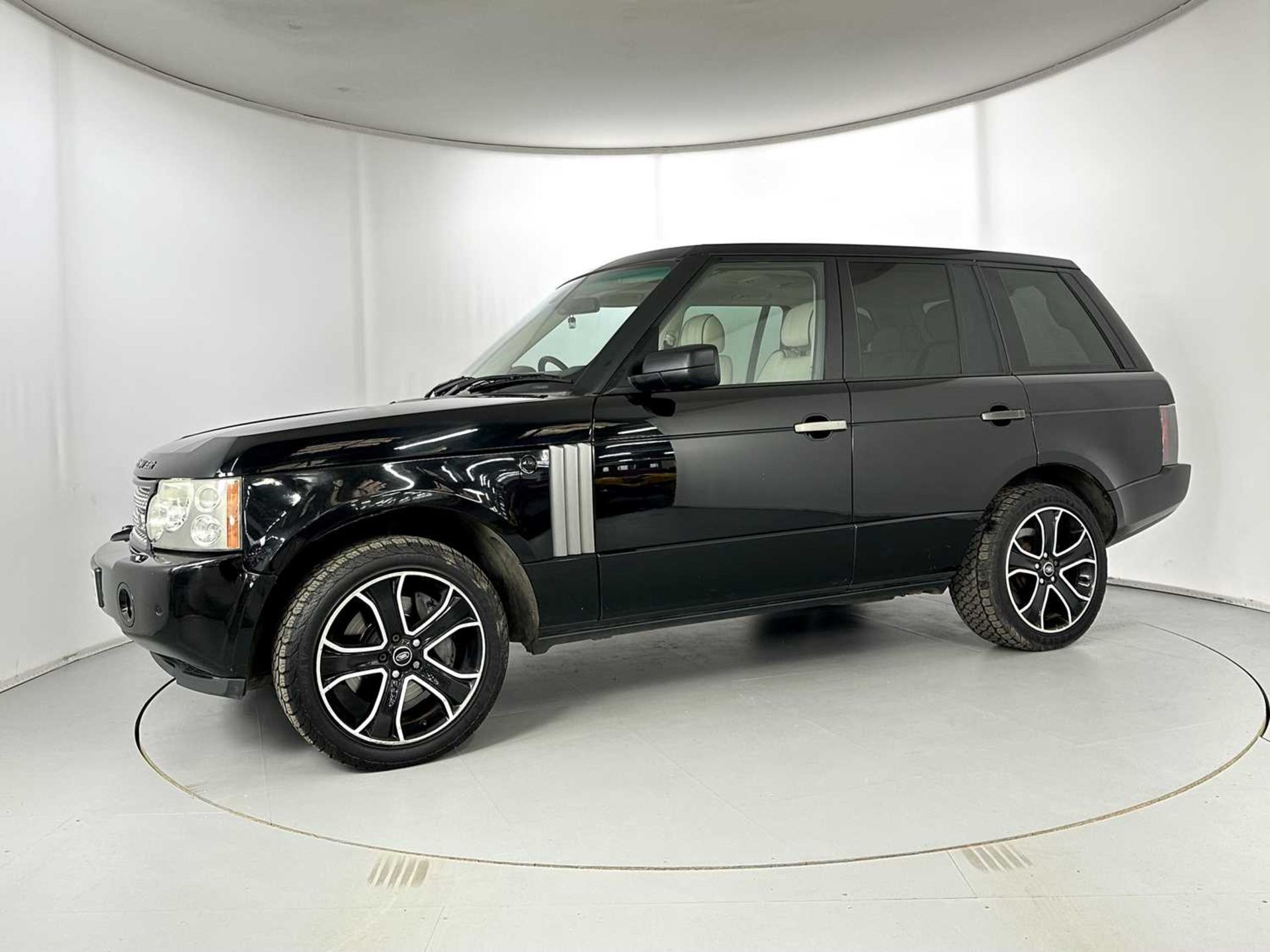 2008 Land Rover Range Rover TDV8 - NO RESERVE - Image 4 of 34