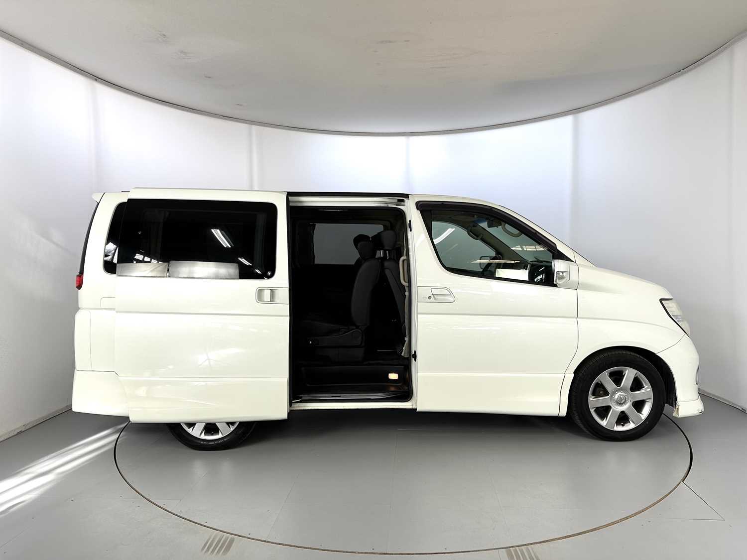 2007 Nissan Elgrand - Highway Star Edition 4WD - Image 31 of 39
