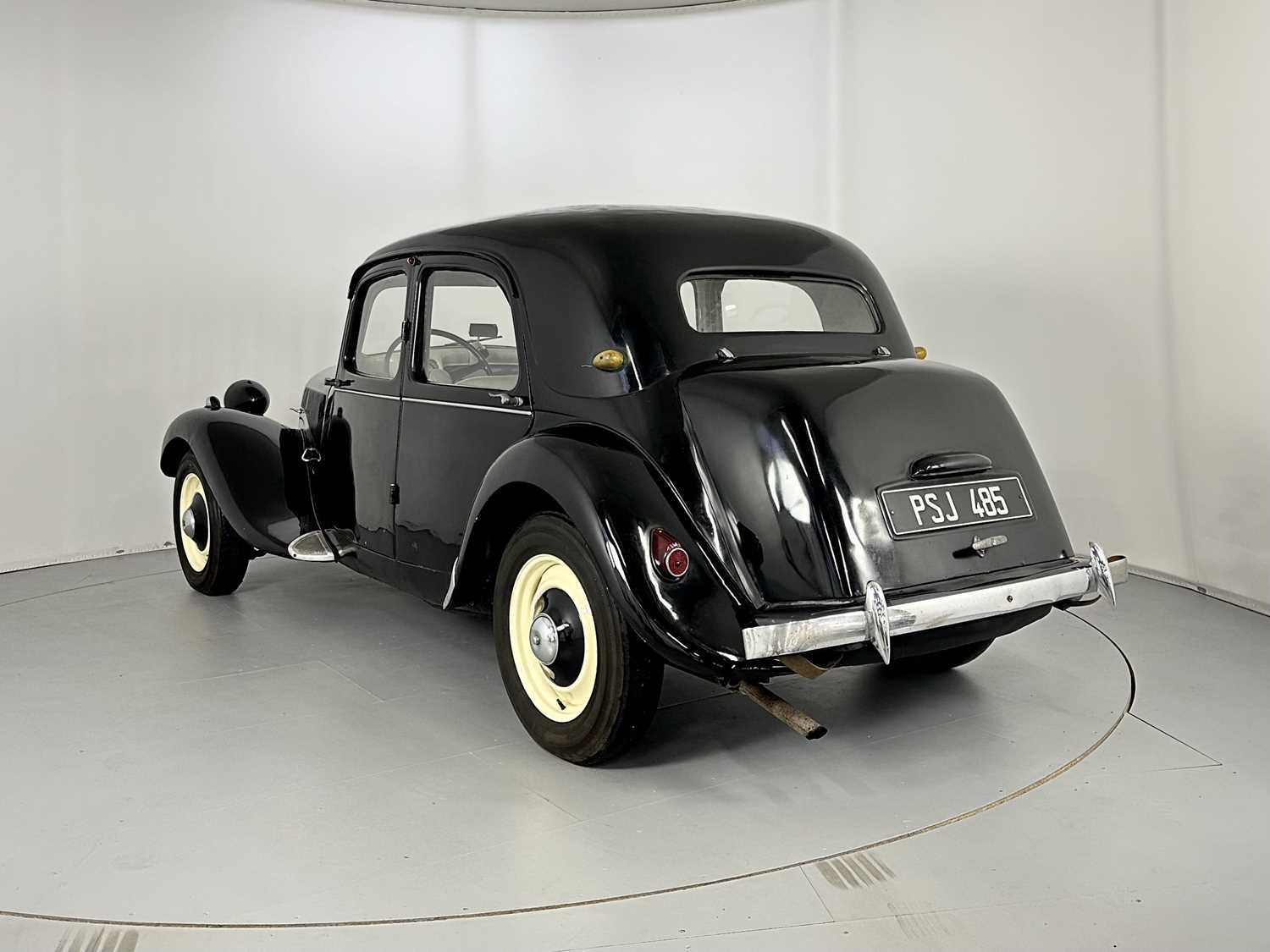 1952 Citroen Traction Avant - Image 7 of 33