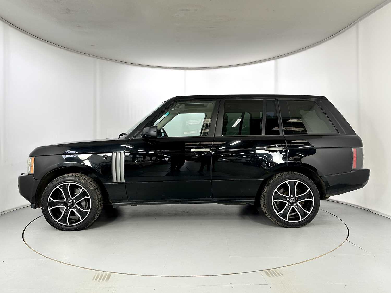 2008 Land Rover Range Rover TDV8 - NO RESERVE - Image 5 of 34