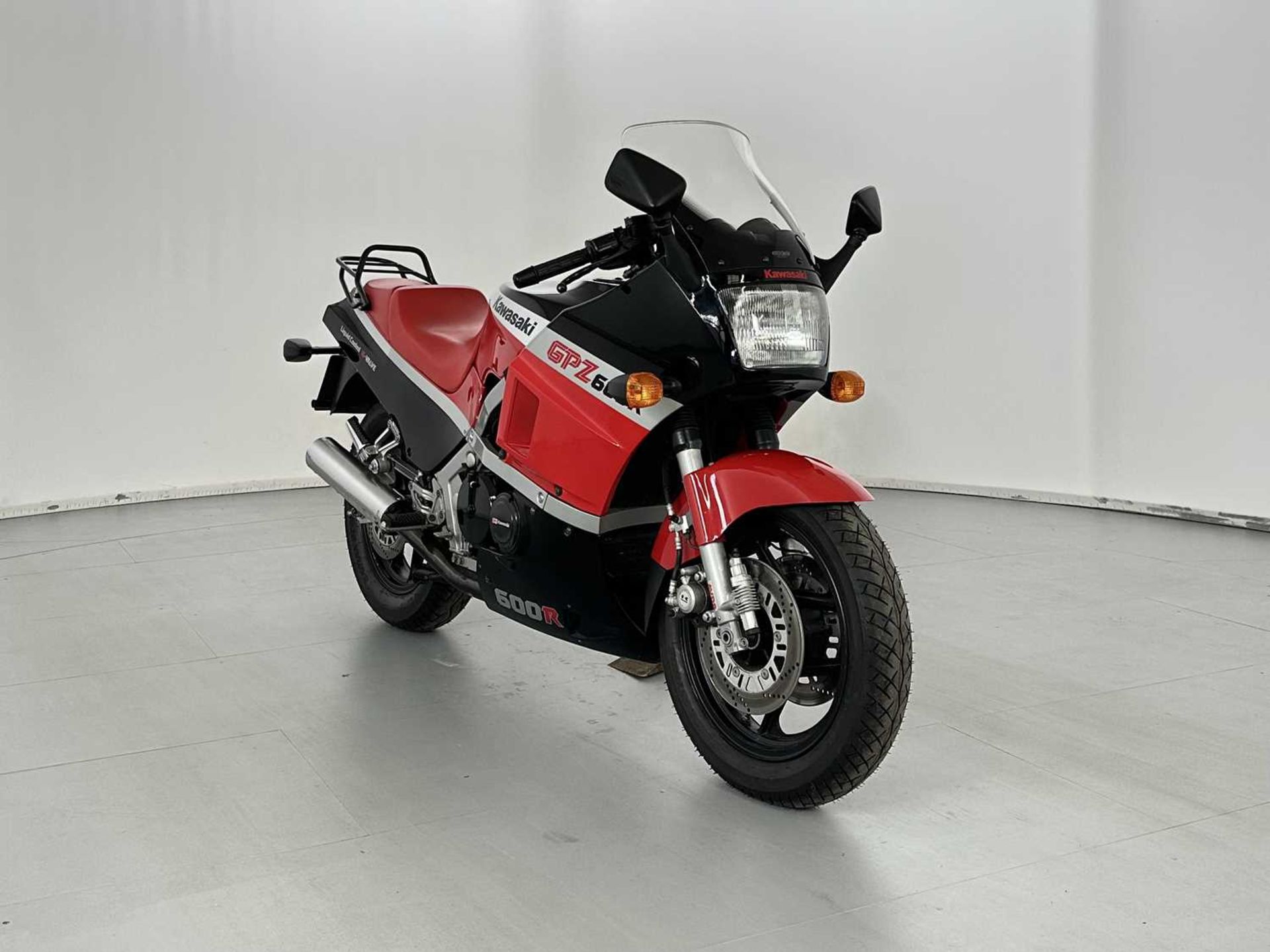 1986 Kawasaki GPZ600R - Bild 3 aus 22