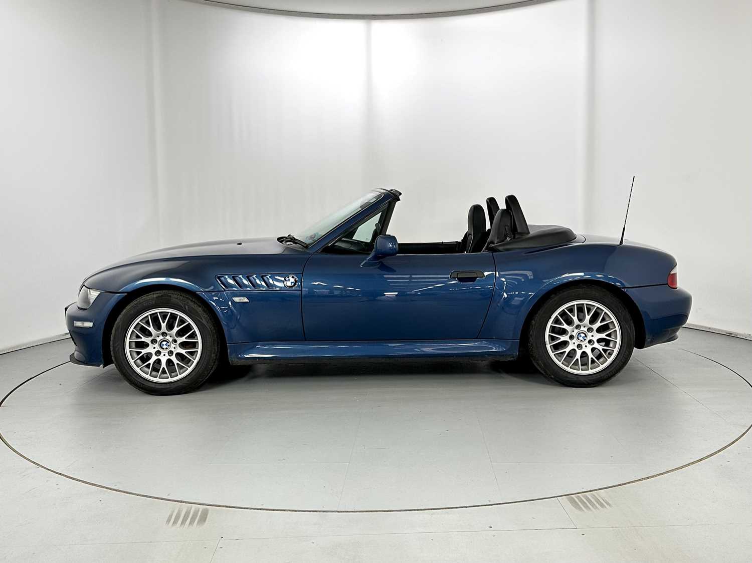 2000 BMW Z3 - NO RESERVE - Image 5 of 29