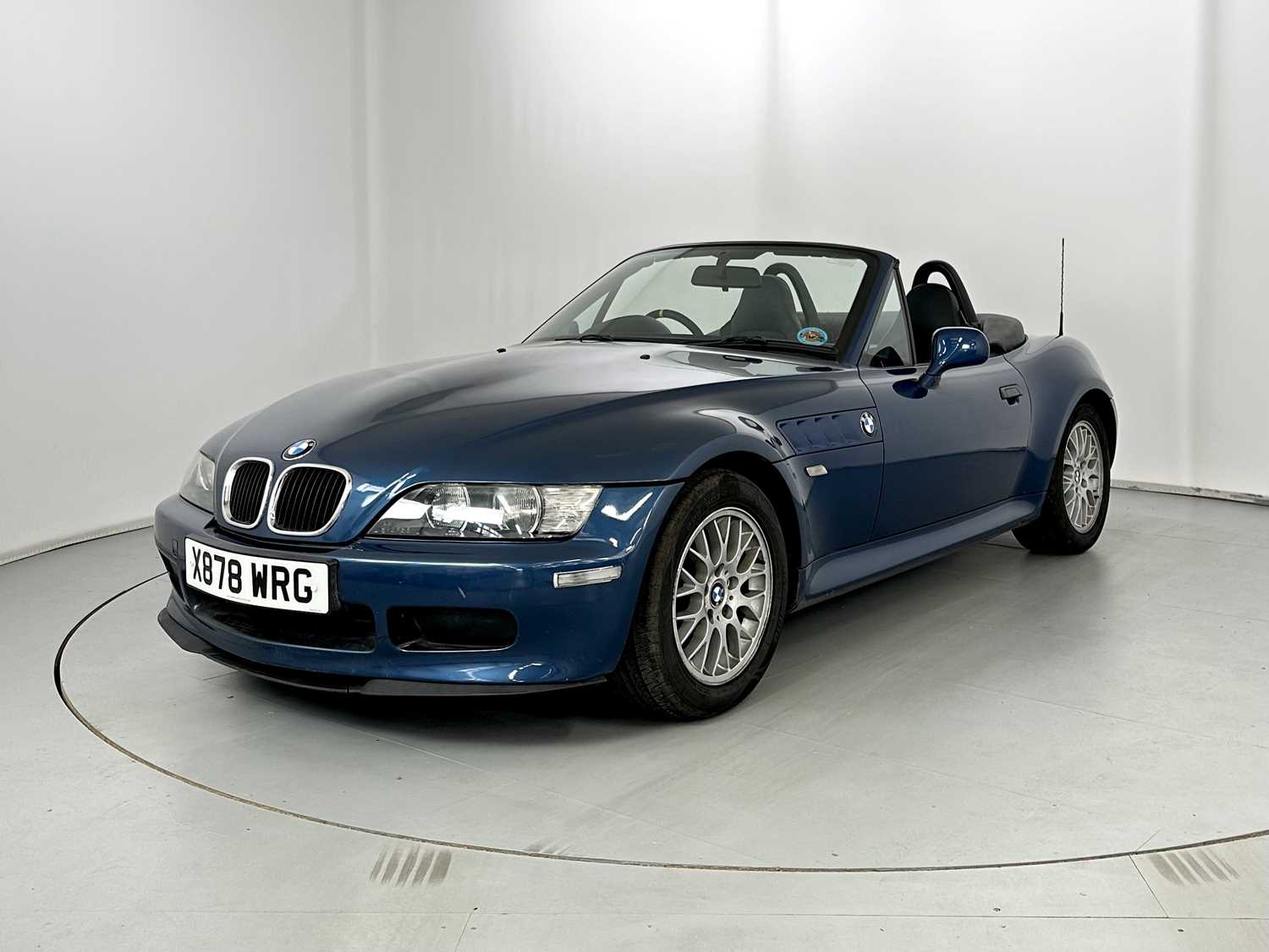 2000 BMW Z3 - NO RESERVE - Image 3 of 29