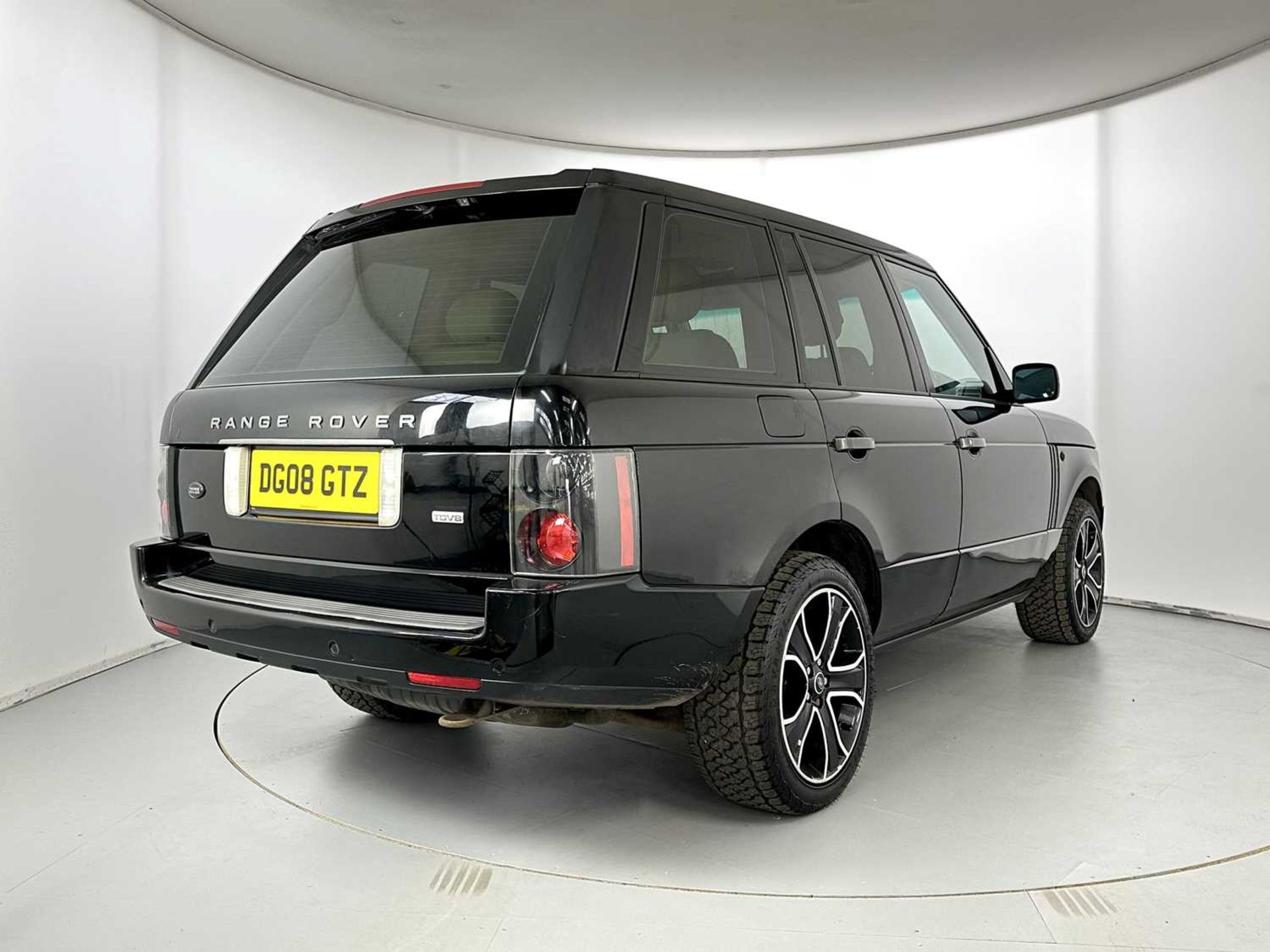 2008 Land Rover Range Rover TDV8 - NO RESERVE - Image 9 of 34