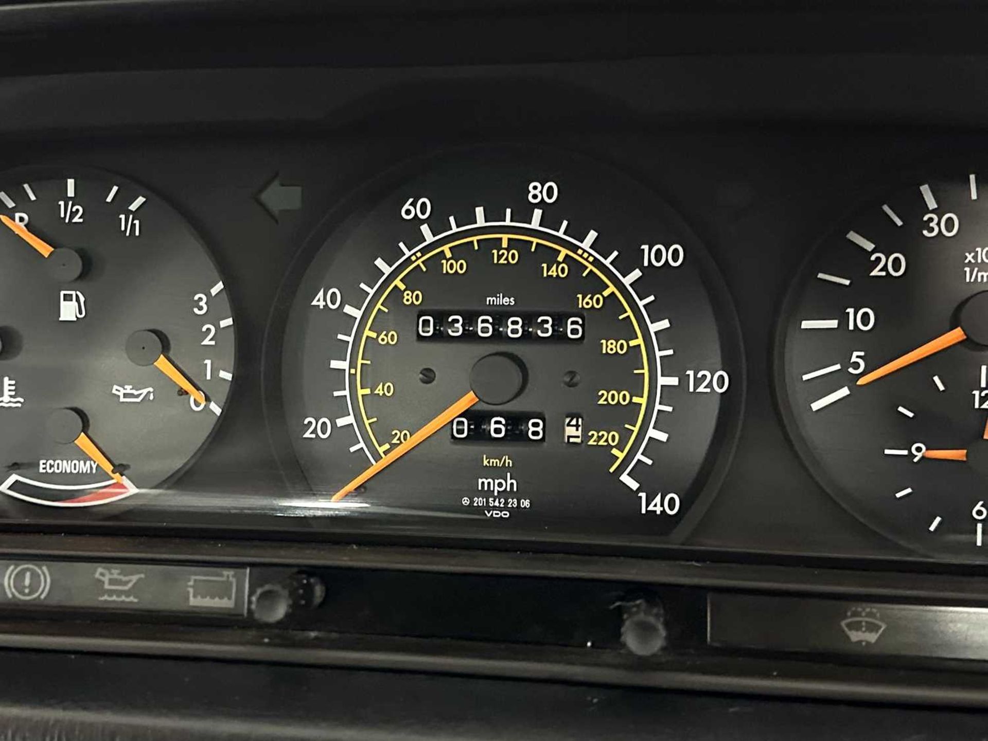 1990 Mercedes-Benz 190E Only 36,000 miles!  - Image 31 of 35