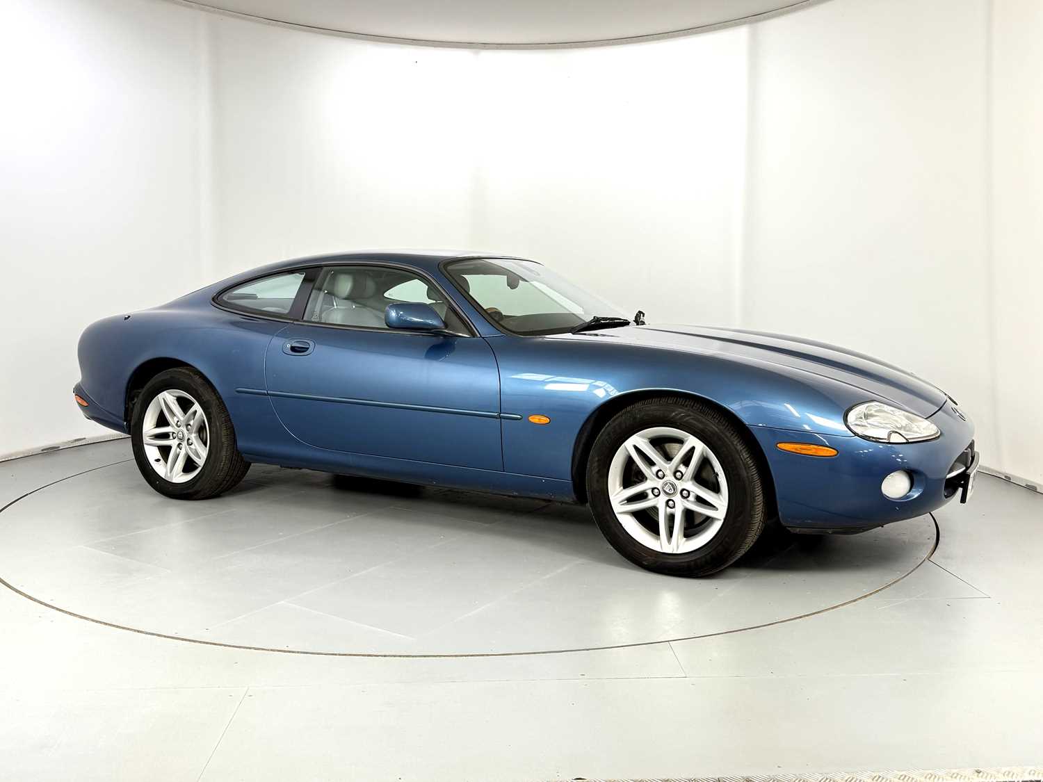 2002 Jaguar XK8 - Image 12 of 28