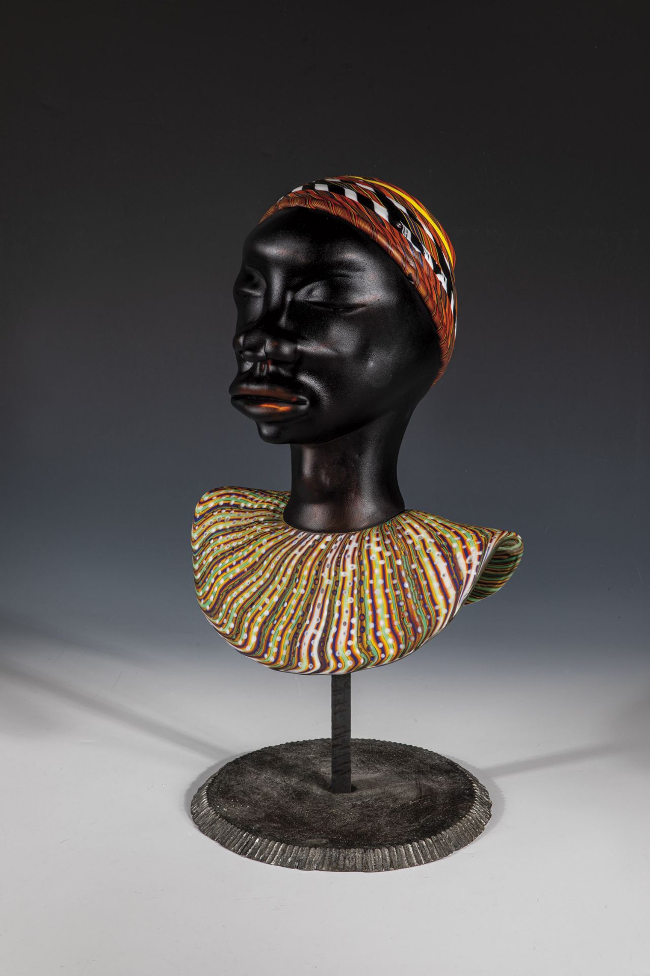 Bust from the work cycle ''Songo Africano''