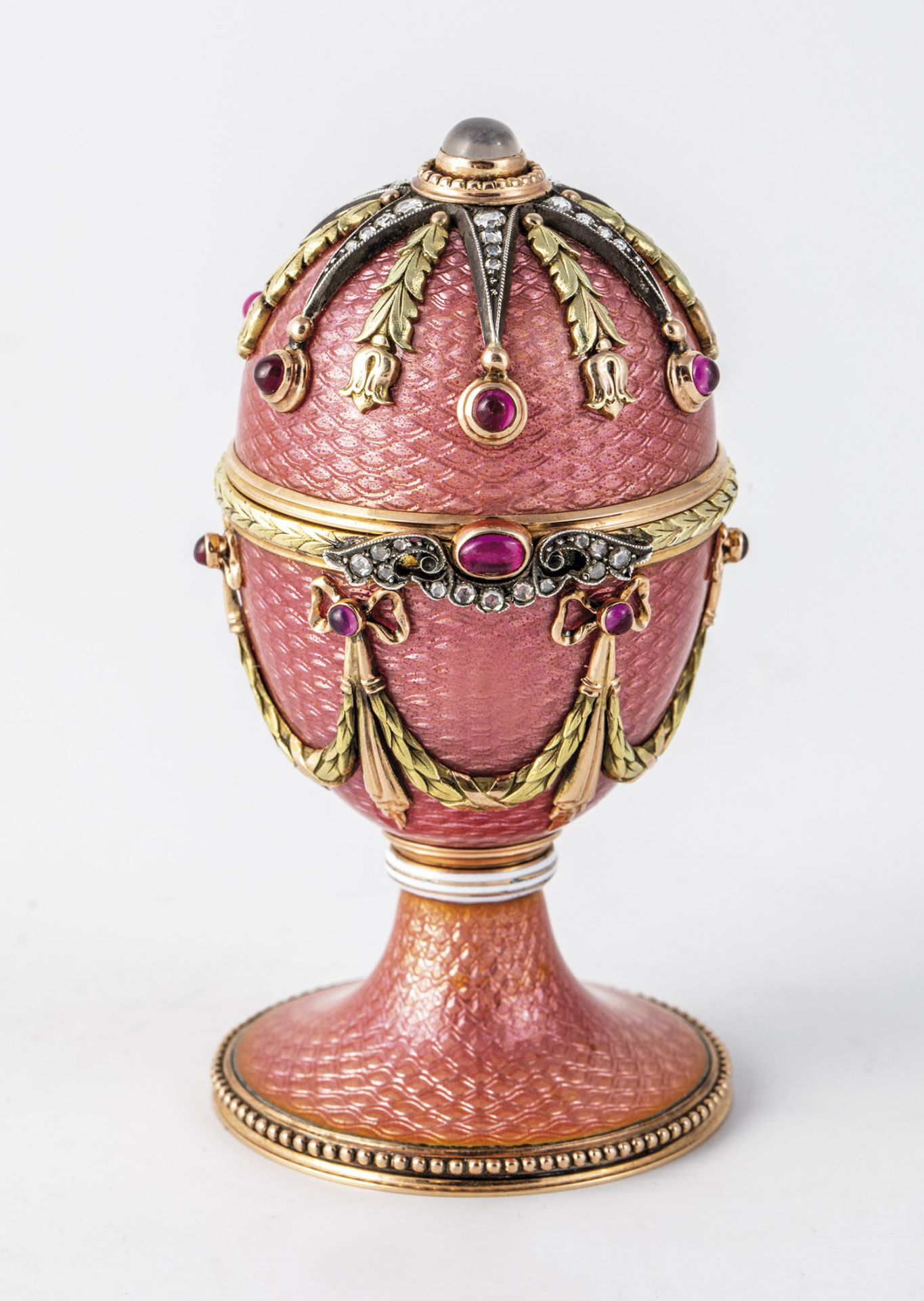 Gold Egg Box with Guilloché Enamel - Image 2 of 4