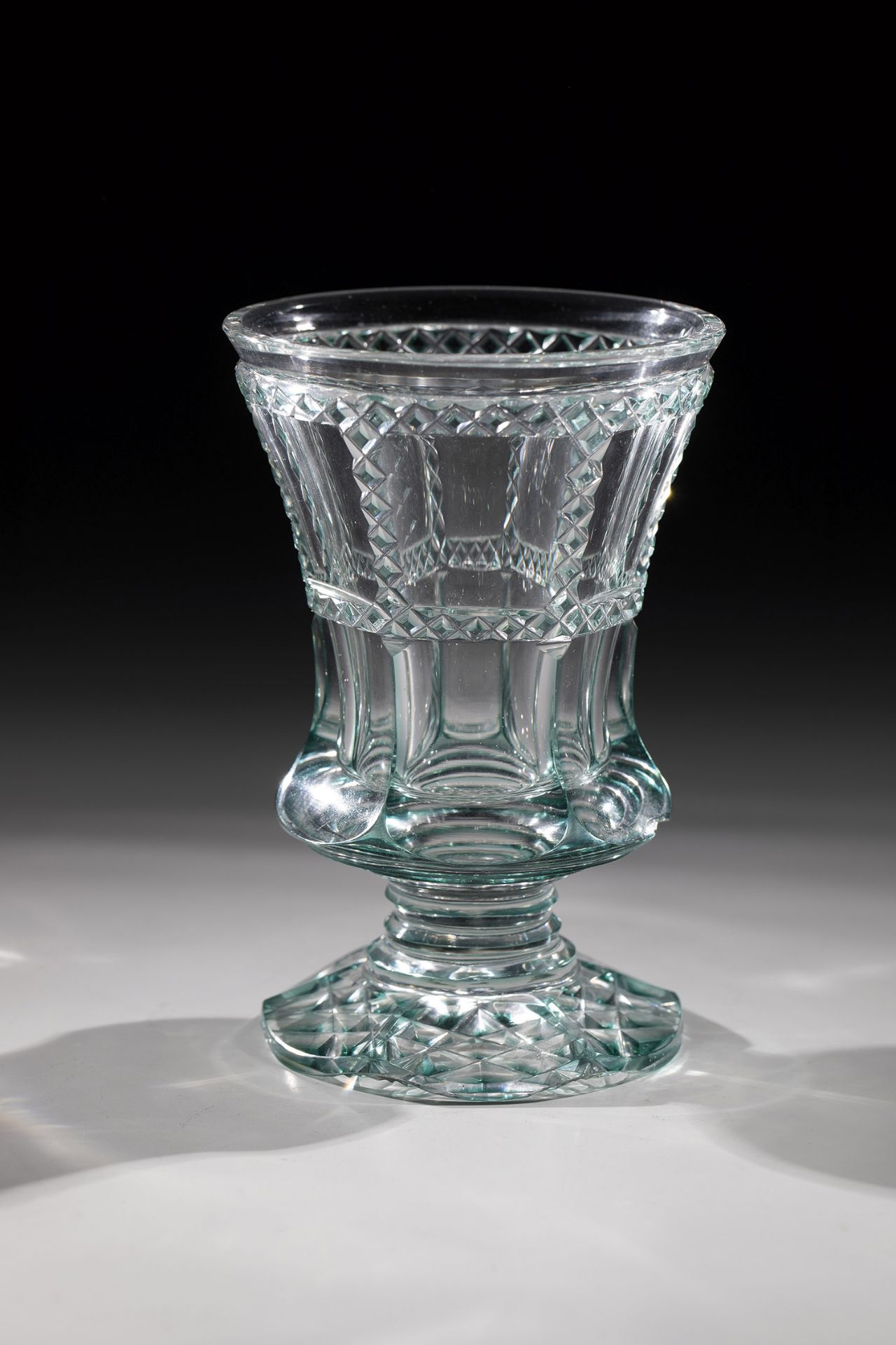 Rare foot cup North Bohemia, probably New World, ca. 1840 Colourless glass with green, uranium-