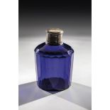 Bottle with screw cap Potsdam, ca. 1700 Cobalt blue glass. Sanded demolition. The slightly conically