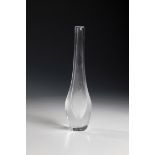 Vase ''Sommerso'' Nils Landberg (design), Orrefors, 1960 Colourless glass, cased. Teardrop-shaped