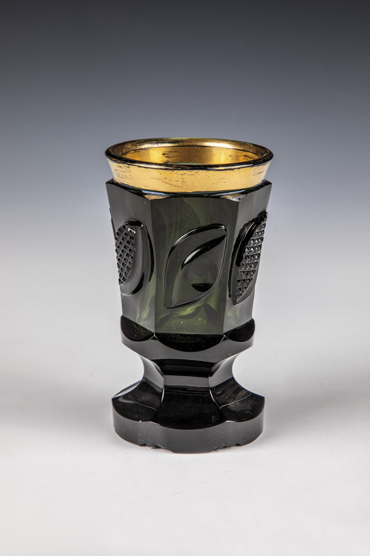 Foot cup Bohemia, mid-19th century Tourmaline green glass. Suitably sanded stand with notched