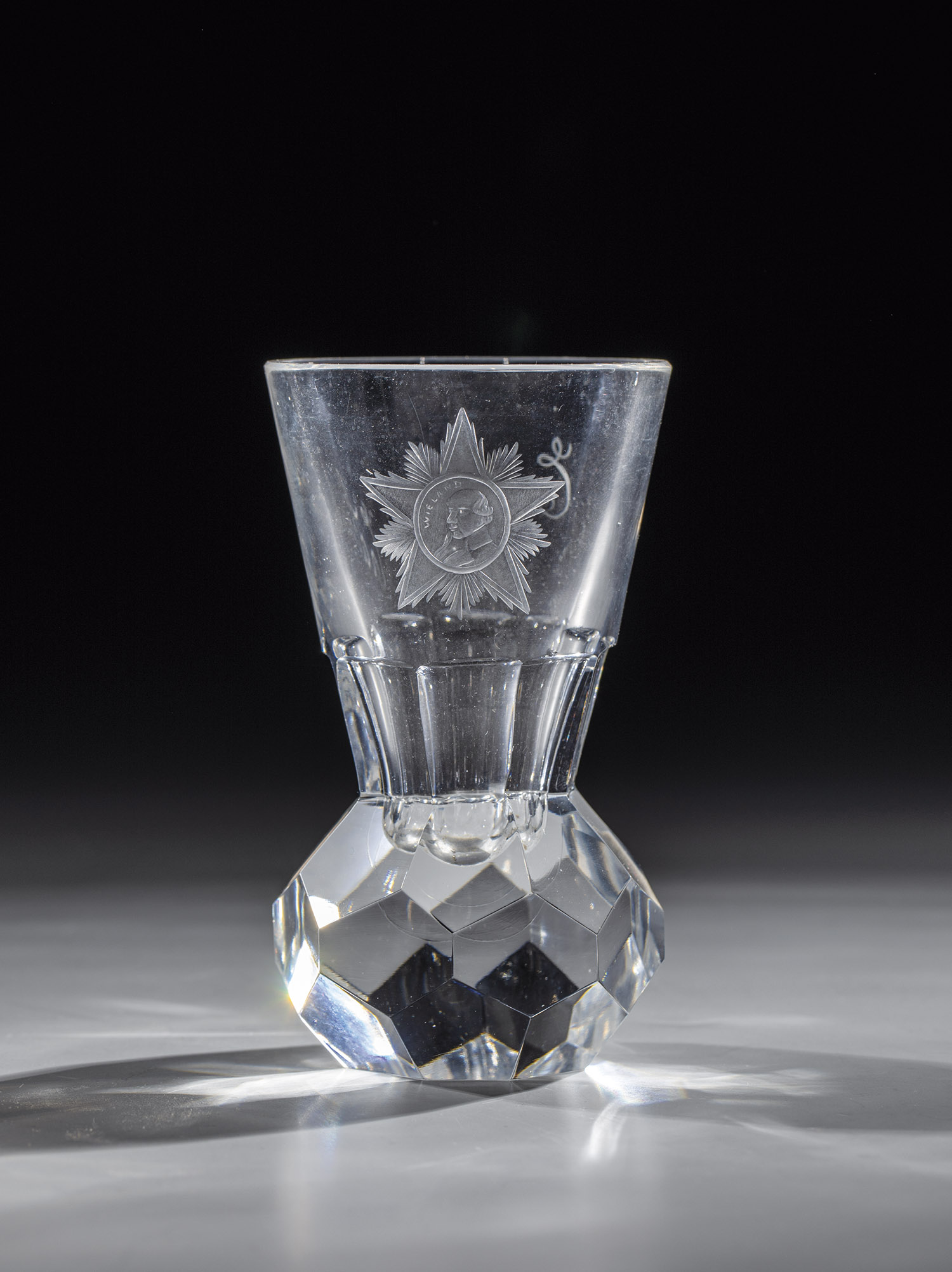 Lodge glass Germany, around 1900 so-called Masonic cannon. Spherical stand and base of the slender