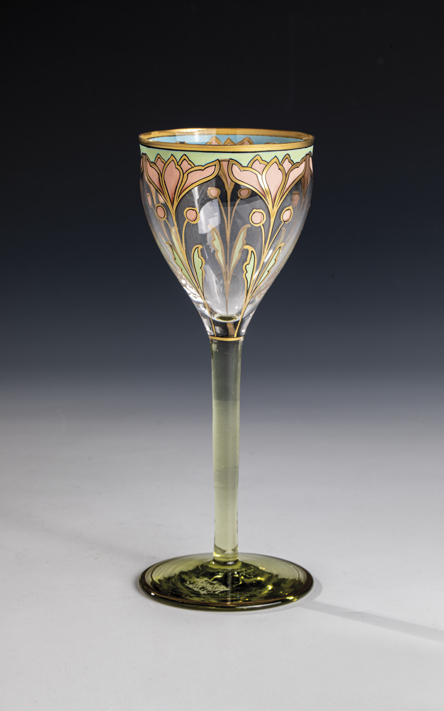 Wine glass Graeflich Harrach'sche Glasfabrik, New World, ca. 1900 Barrel and base made of green,