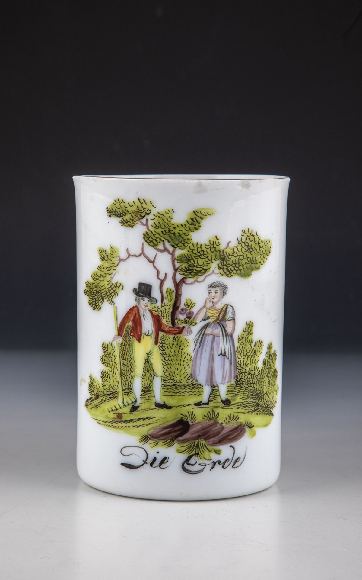 Mug ''The Earth'' Thuringia or Bohemia, 18th century frosted glass. Frontally, in polychrome