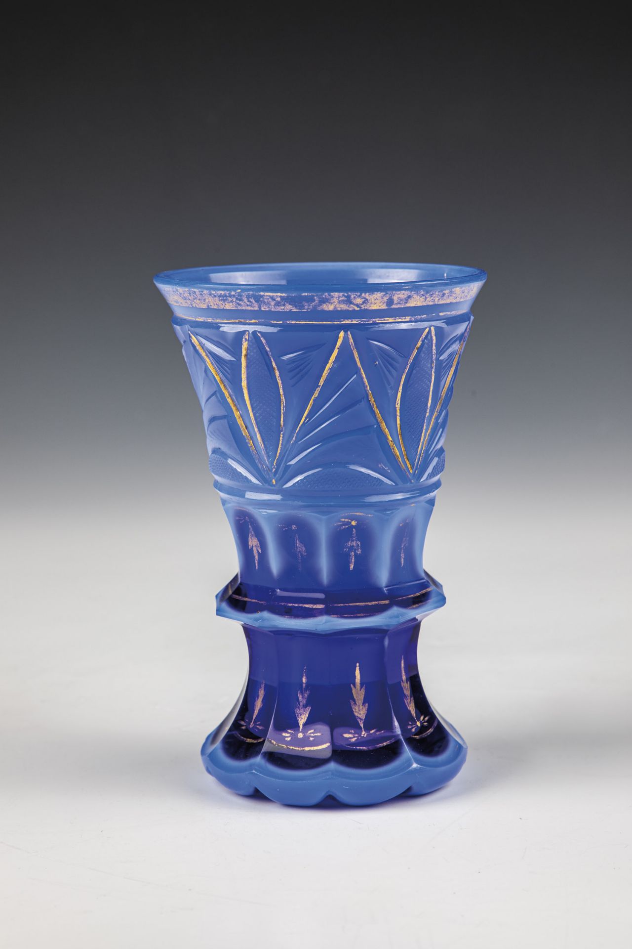 Agatin Foot Beaker Buquoy'sche Glashuette, Georgenthal or Silberberg, ca. 1835 Cobalt blue glass