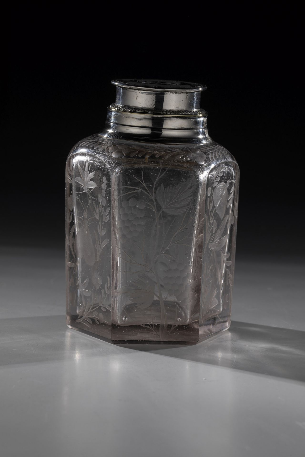 Hexagonal bottle with screw cap made of silver Brandenburg, workshop Martin Winter, Potsdam, ca. - Image 7 of 8