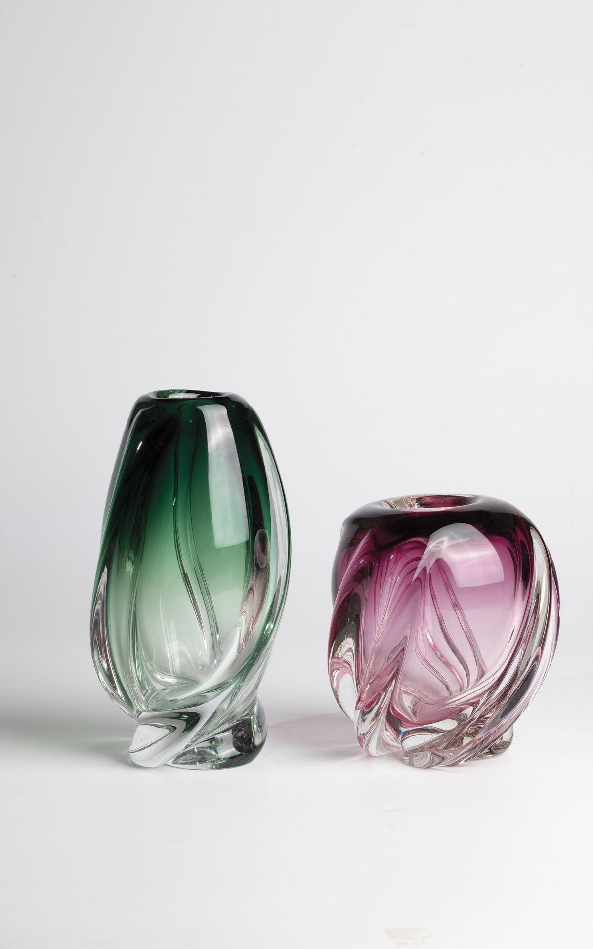 2 vases Rene Delvenne (design), Val Saint Lambert, ca. 1960 Colourless glass, running undercuts in