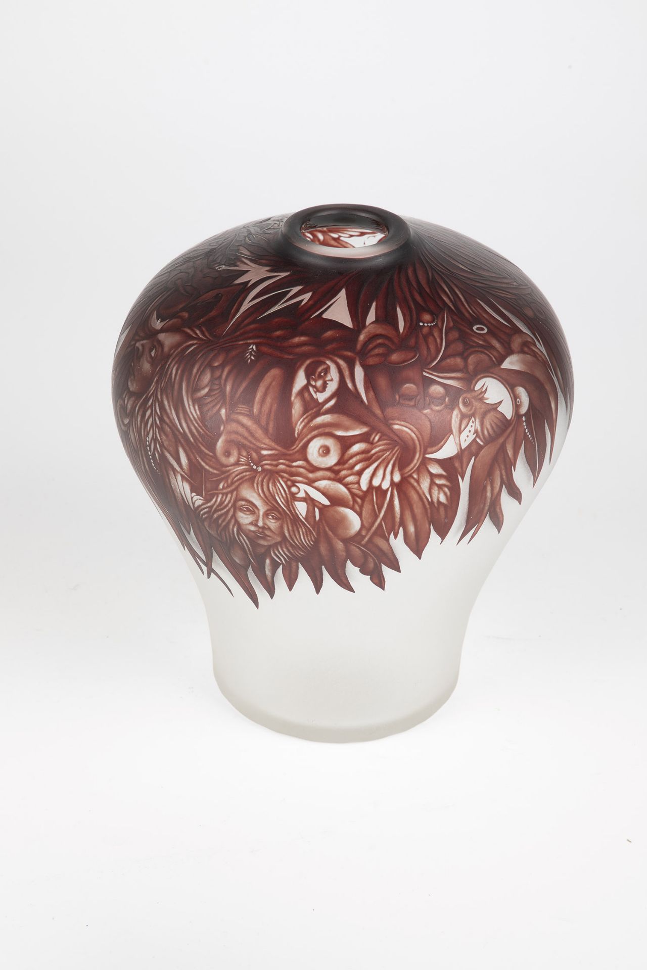 Vase Jerzy Maraj, 1991 Colourless glass, cut and frosted. Floral decoration all around with faces in - Image 2 of 2