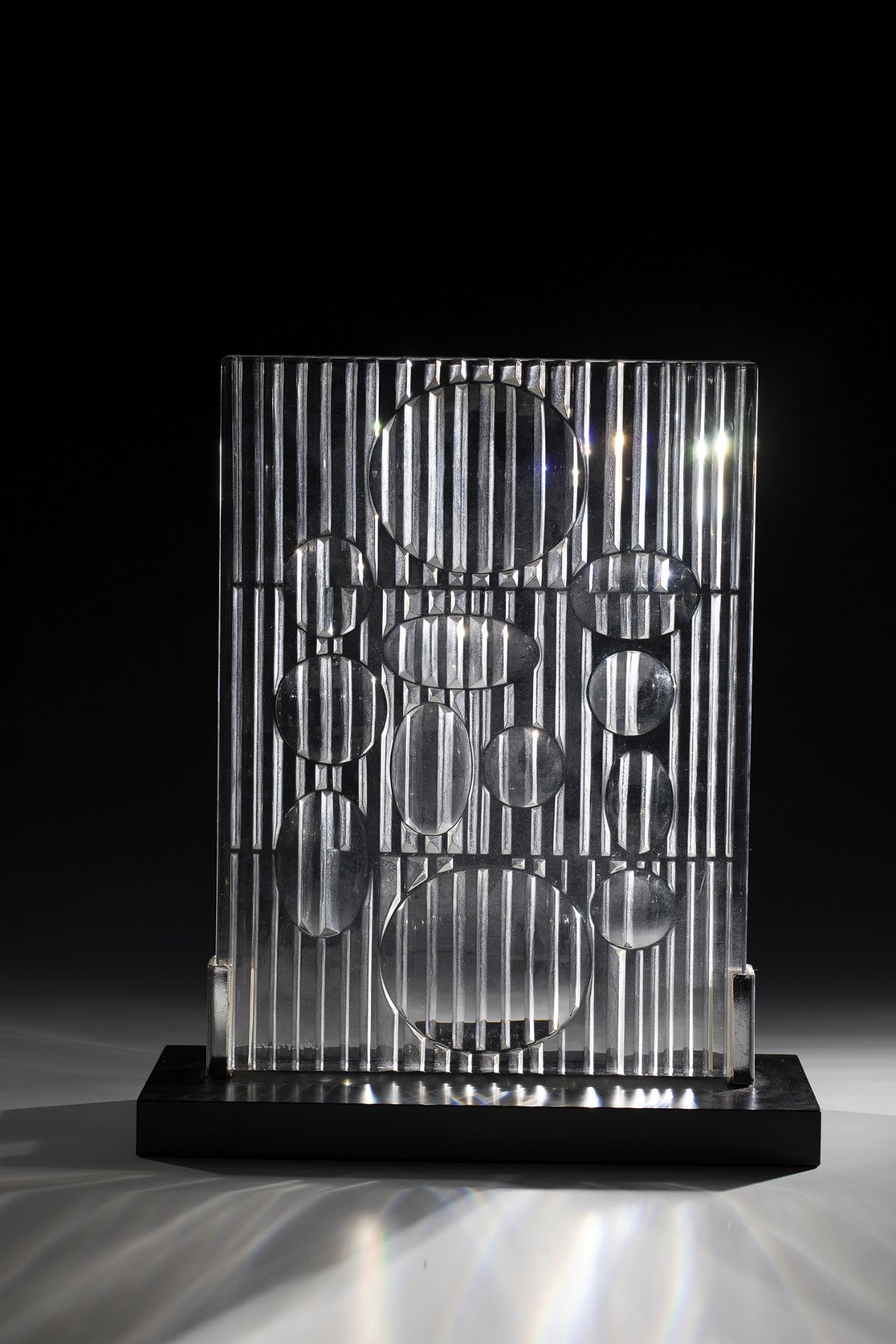 Object of the year ''Erebus'' Victor Vasarely (design), Rosenthal AG, Selb 1982 Colourless glass,