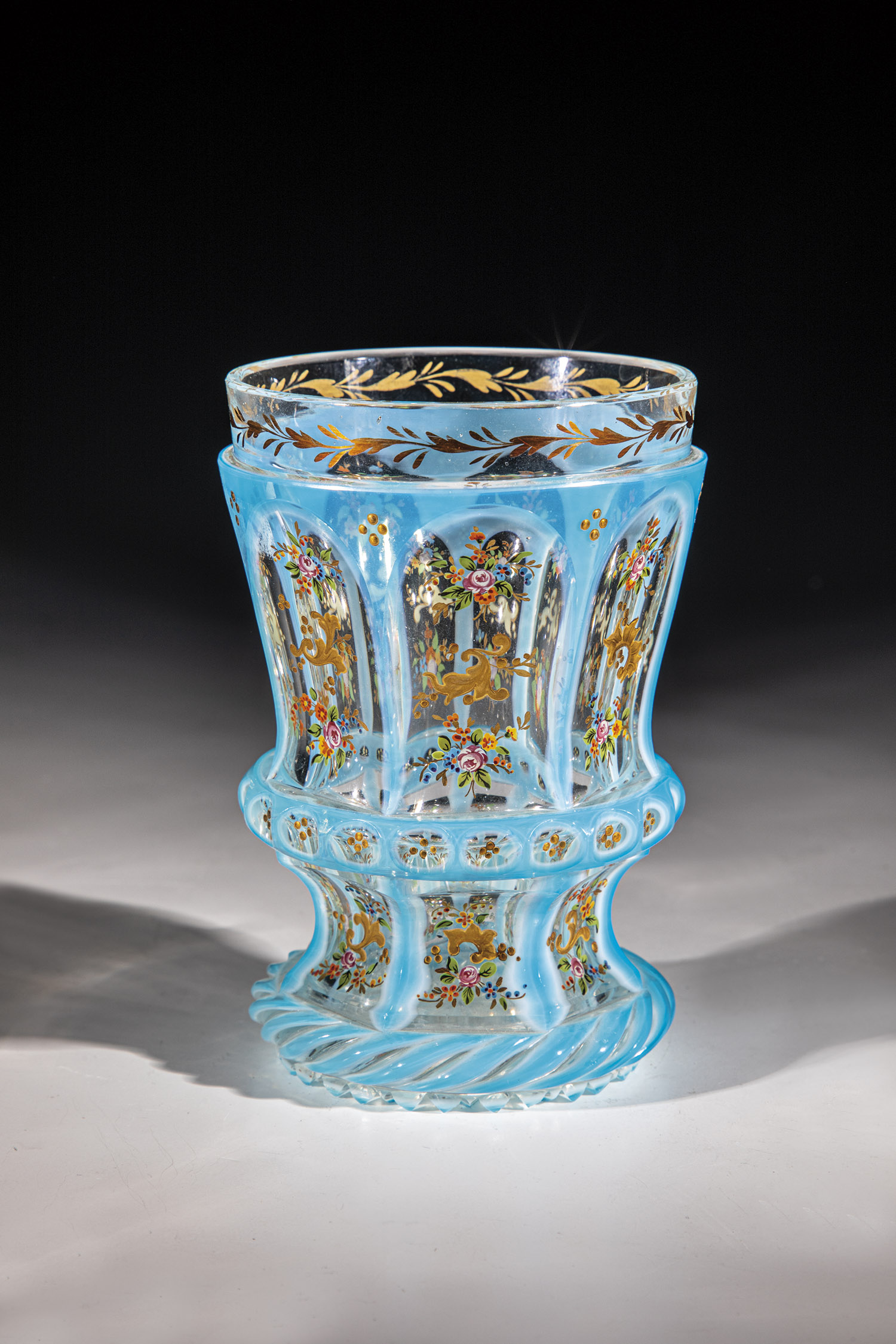 Double-cased foot cup Bohemia, ca. 1840 Colourless glass, with white and turquoise case. Back with