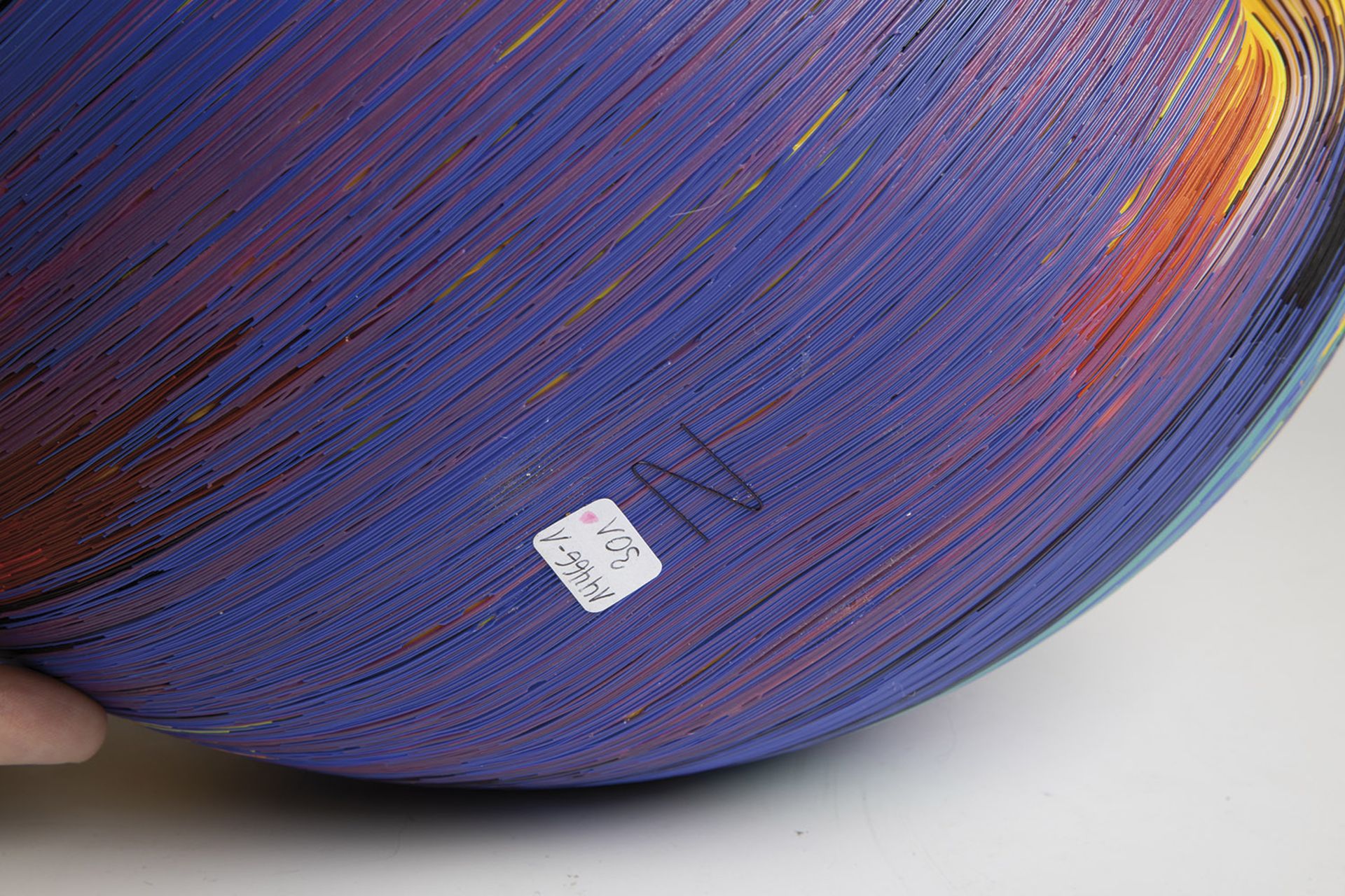 Bowl object Toots Zynsky Extended, fused and hot-formed coloured glass threads. Inscribed on the - Image 2 of 3