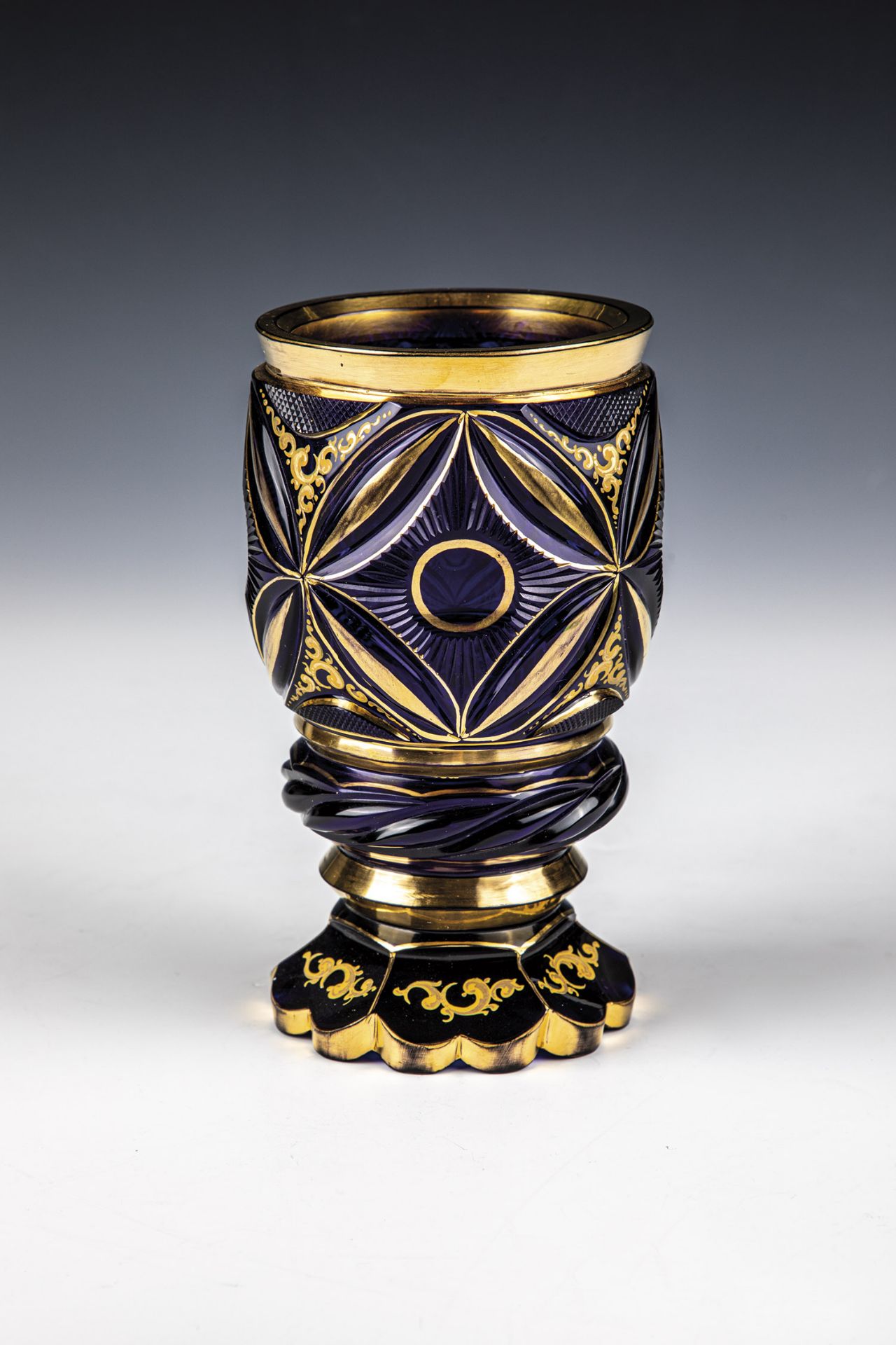 Foot cup Bohemia, E. 19th century Cobalt blue glass. Suitably cut foot, base of the variously cut