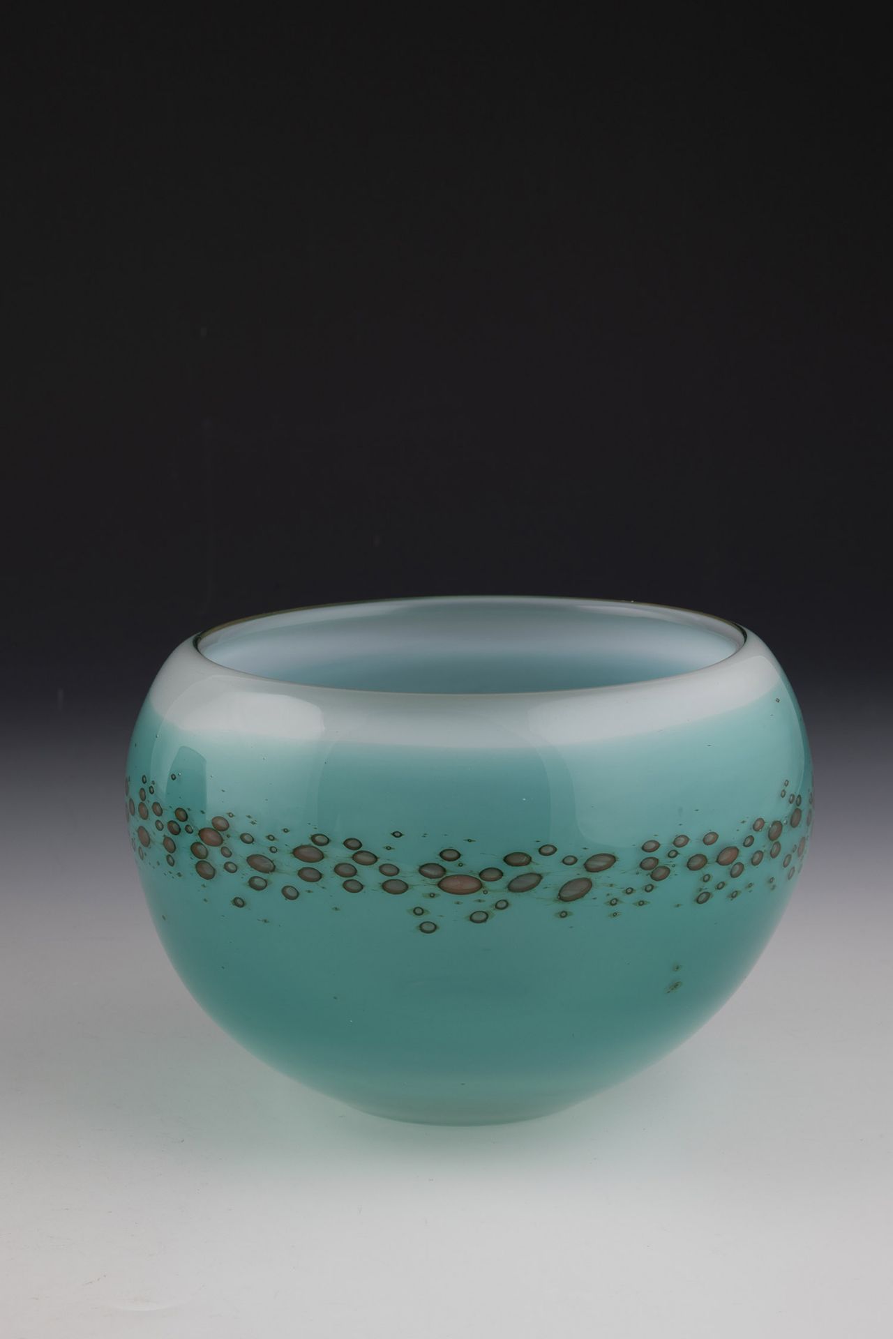 Vase Hartmut Bechmann, 1997 Colourless glass, with partial underpinnings in turquoise and white